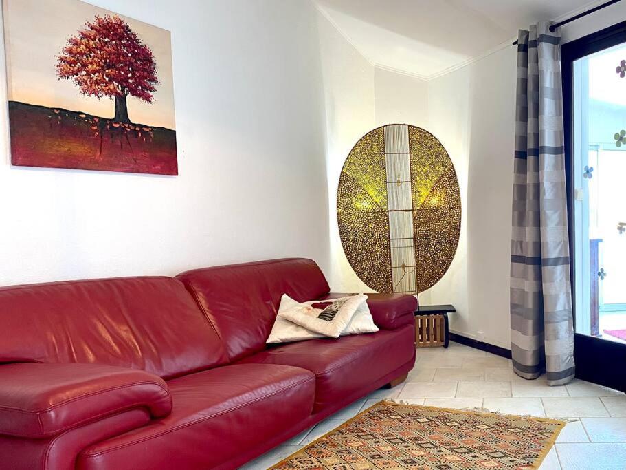 Villa Blue Ravnal view 4