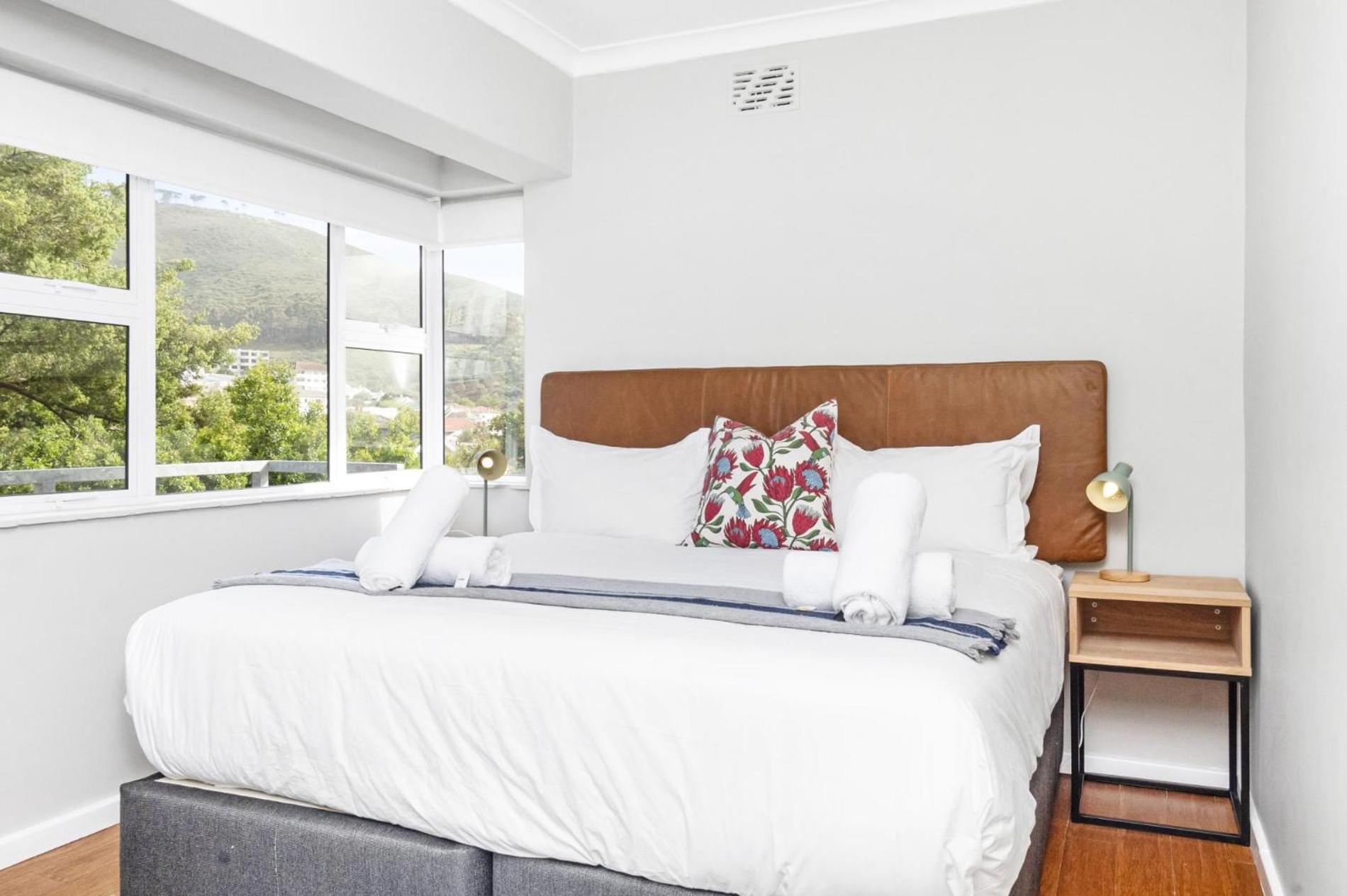 Woodlands House Charming 1BR Apartment view 3