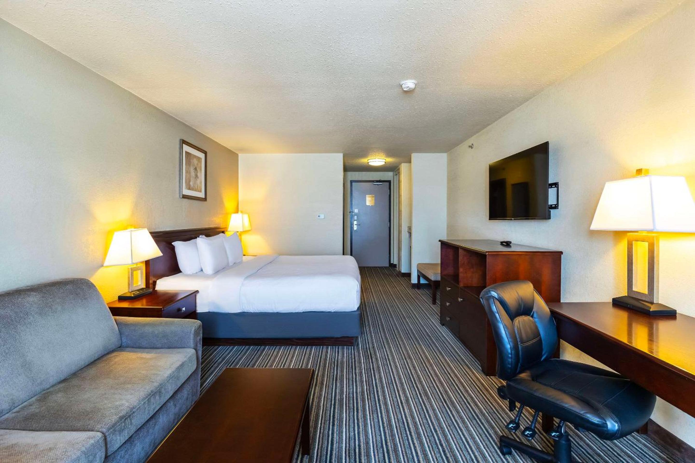 Quality Inn & Suites Yorkton