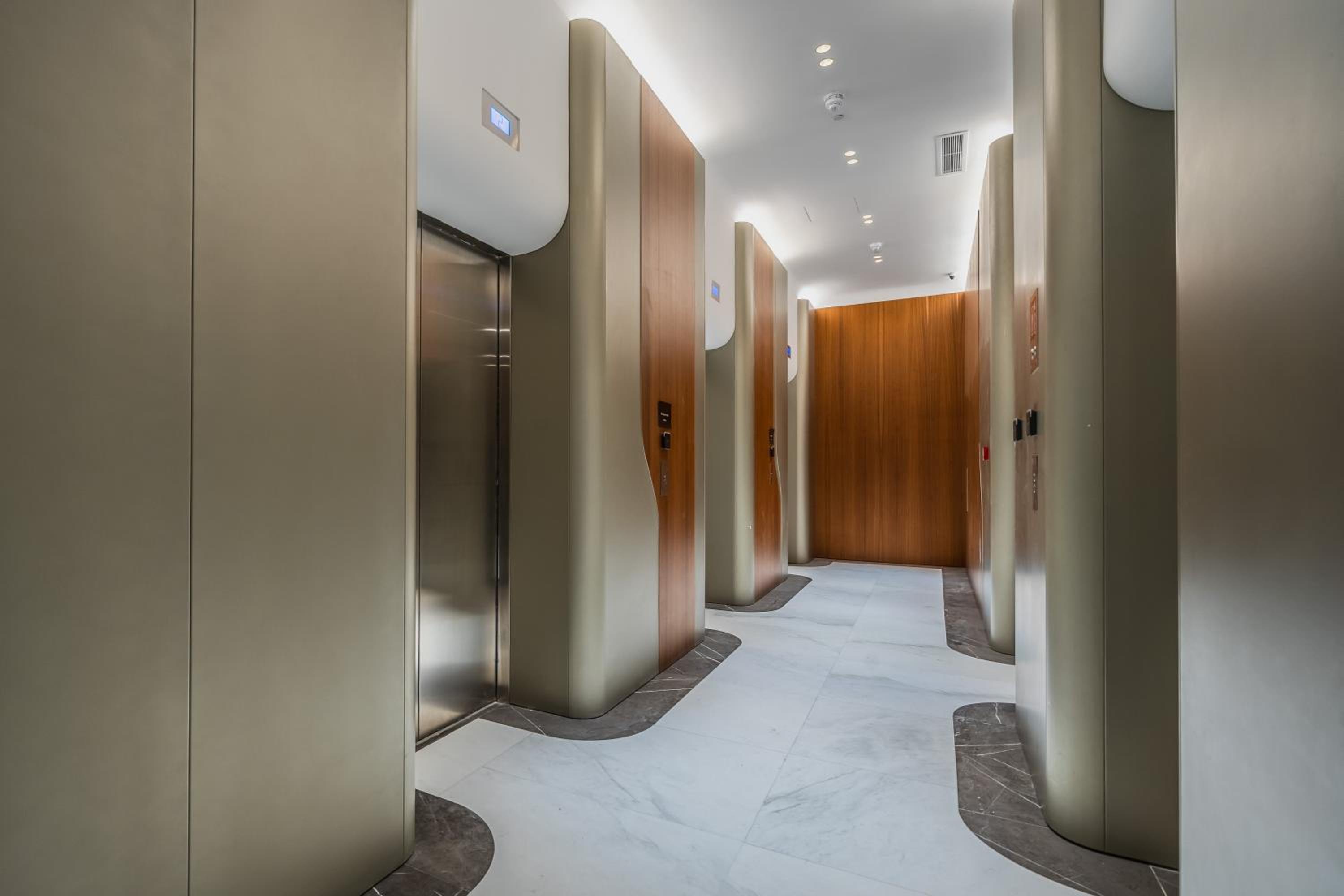 The Signature Suite in Mercury Tower photo 4