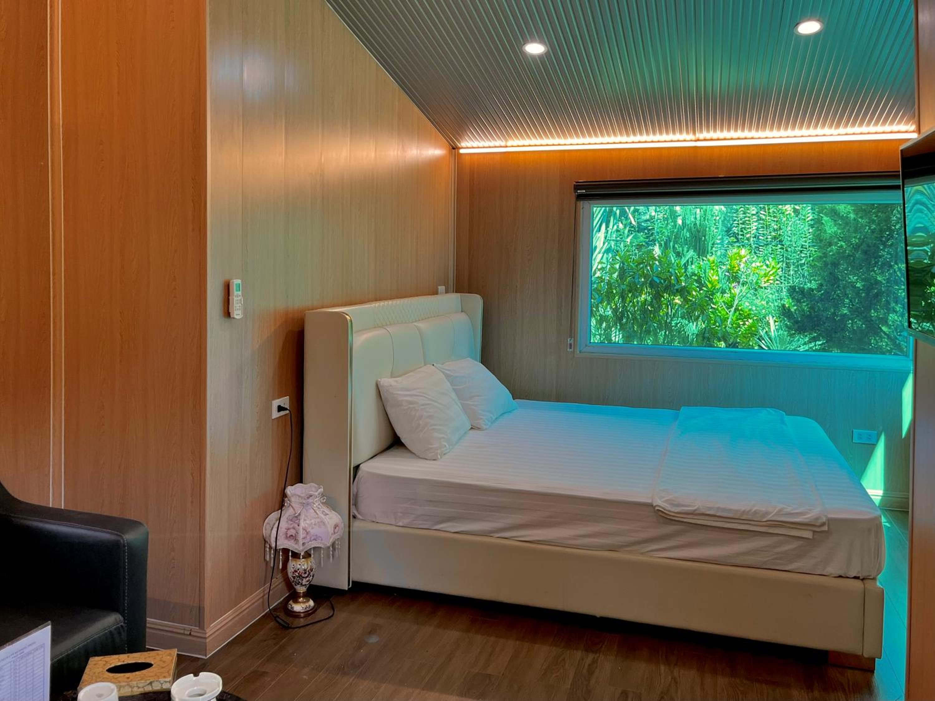 Sapphire Hill Resort