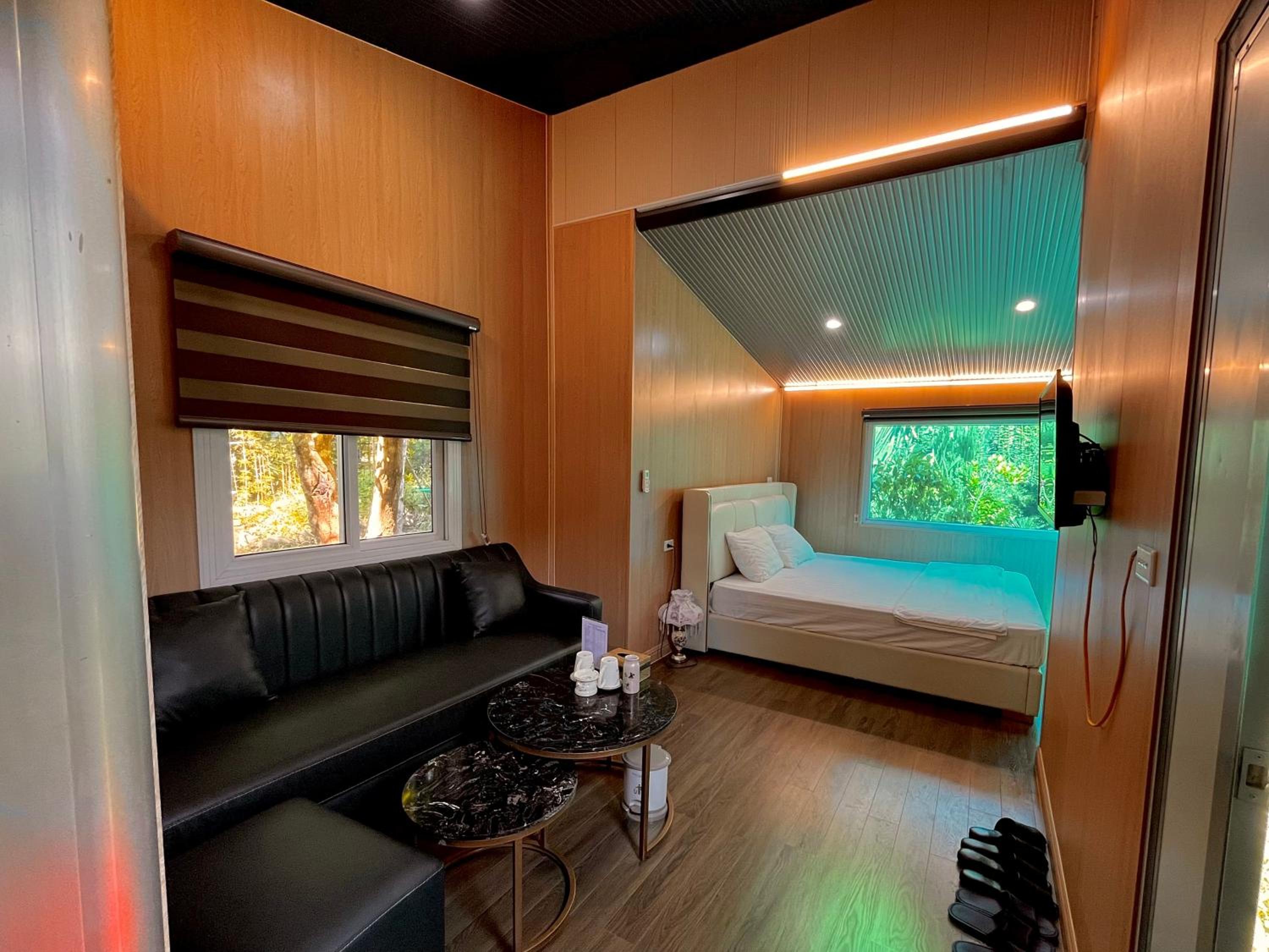 Sapphire Hill Resort