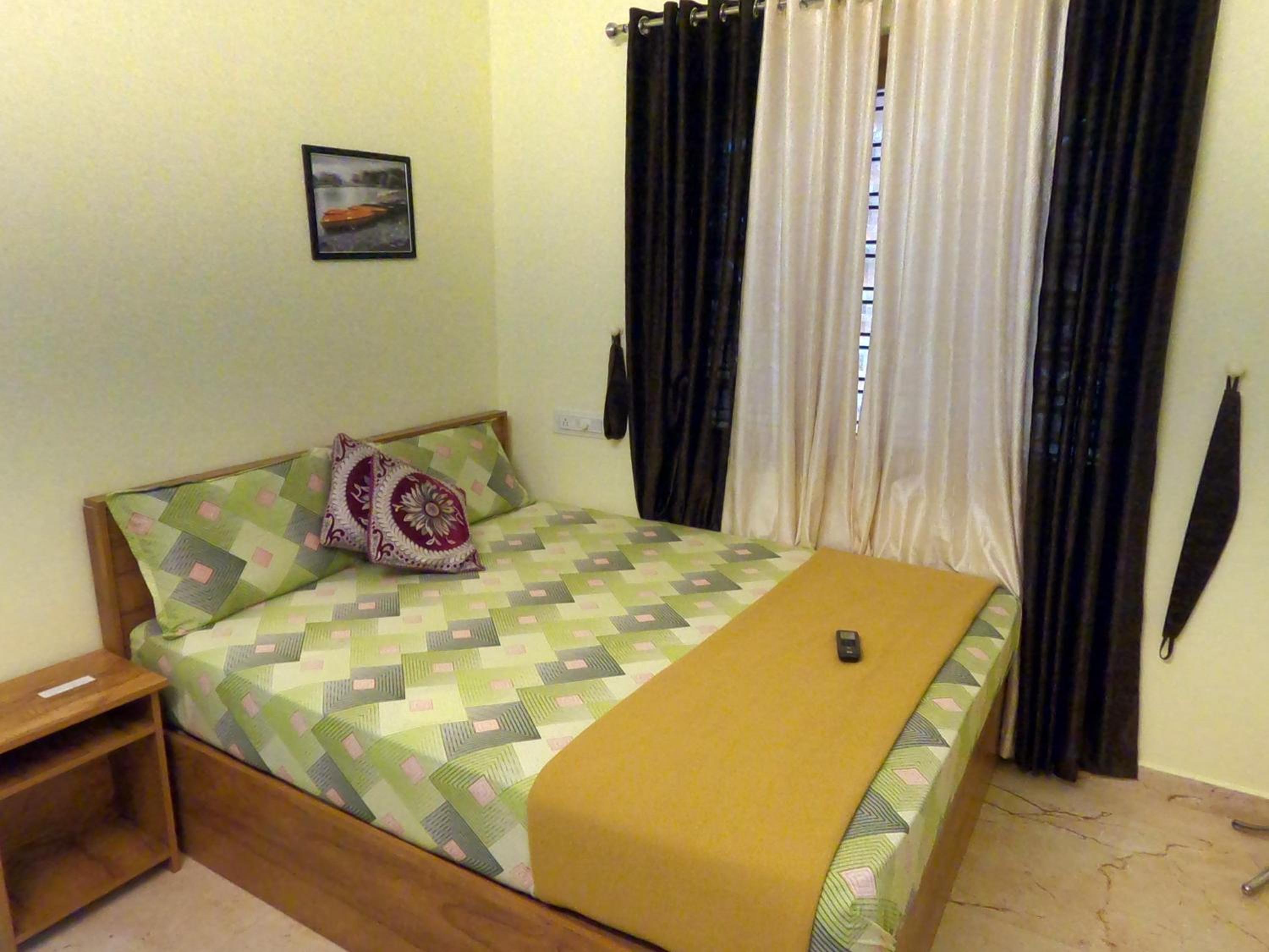Clive Ten Resorts Athirappilly,10 minutes drive from Athirappilly waterfall