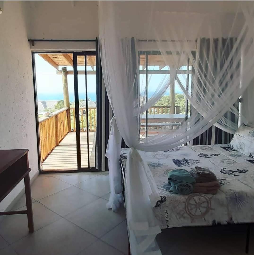 Baleia Azul - House 7B
