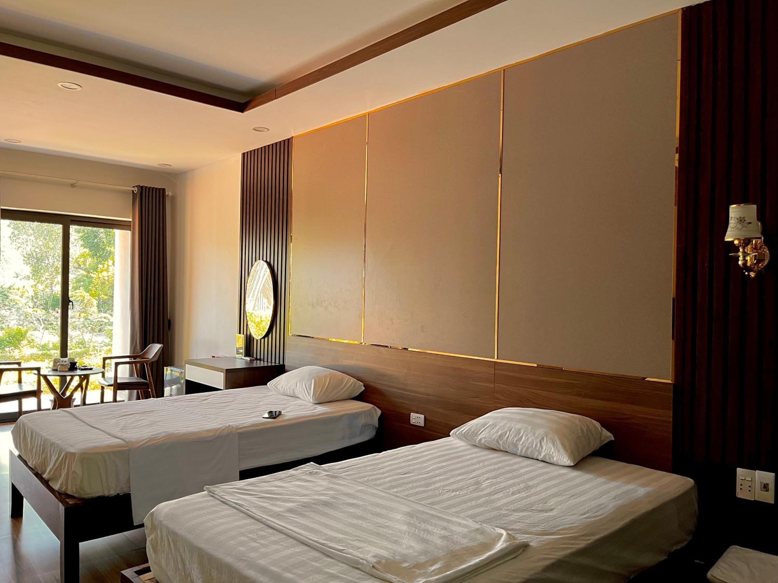 Sapphire Hill Resort
