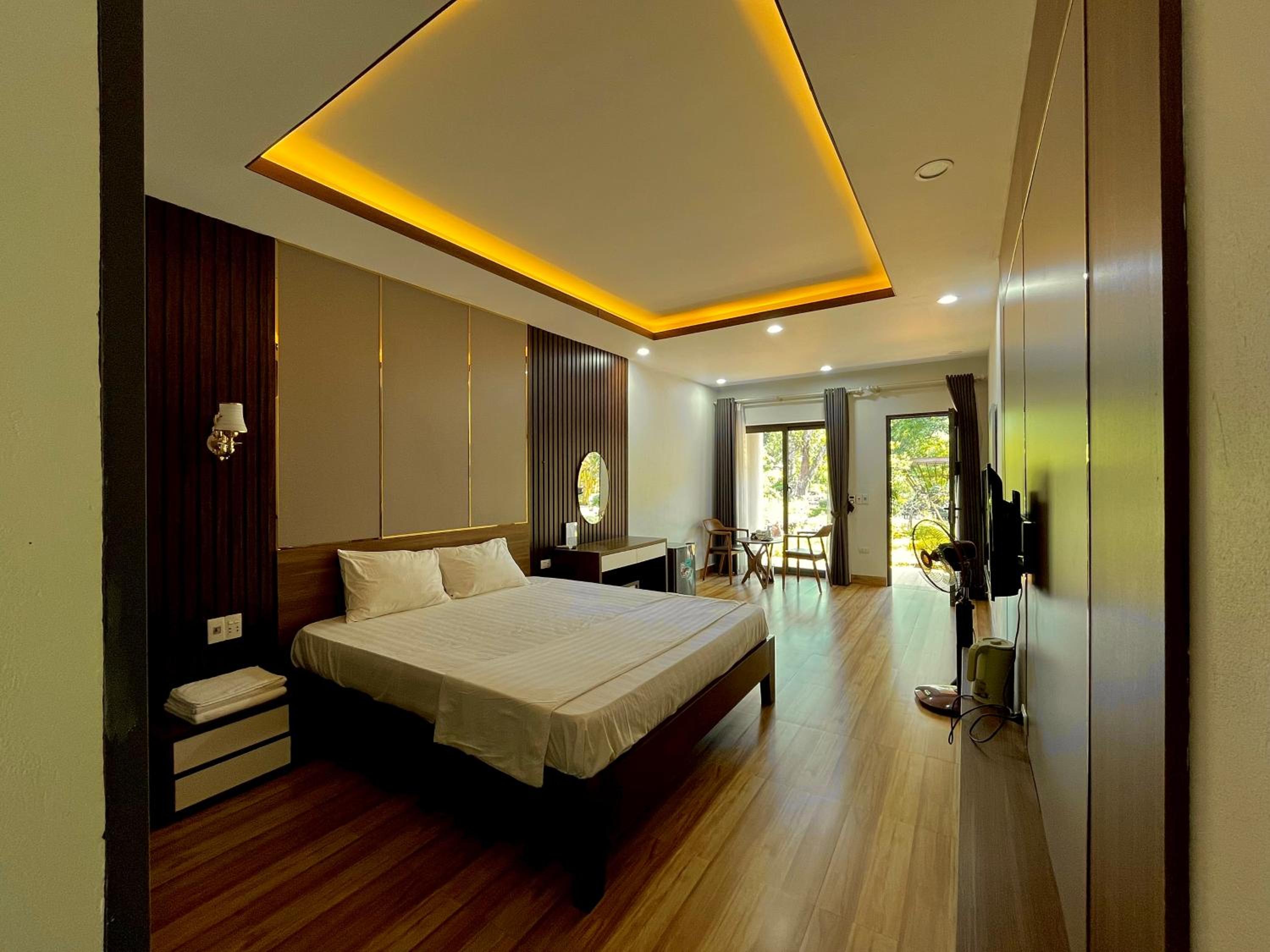 Sapphire Hill Resort