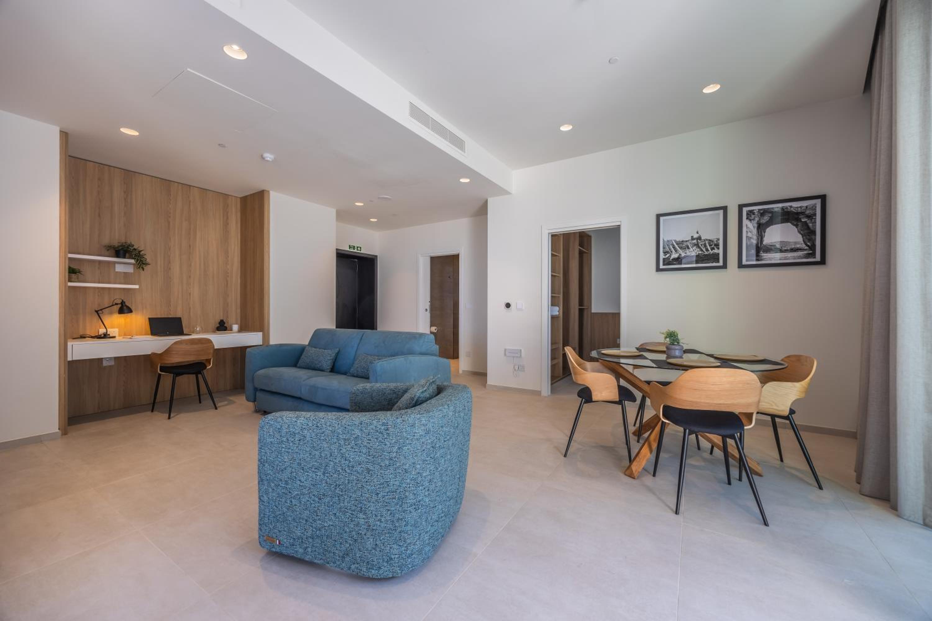 Cityscape Residence in Mercury Tower photo 5