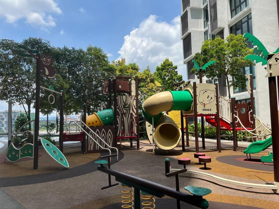 H2O Ara Damansara by DeUrban photo 2