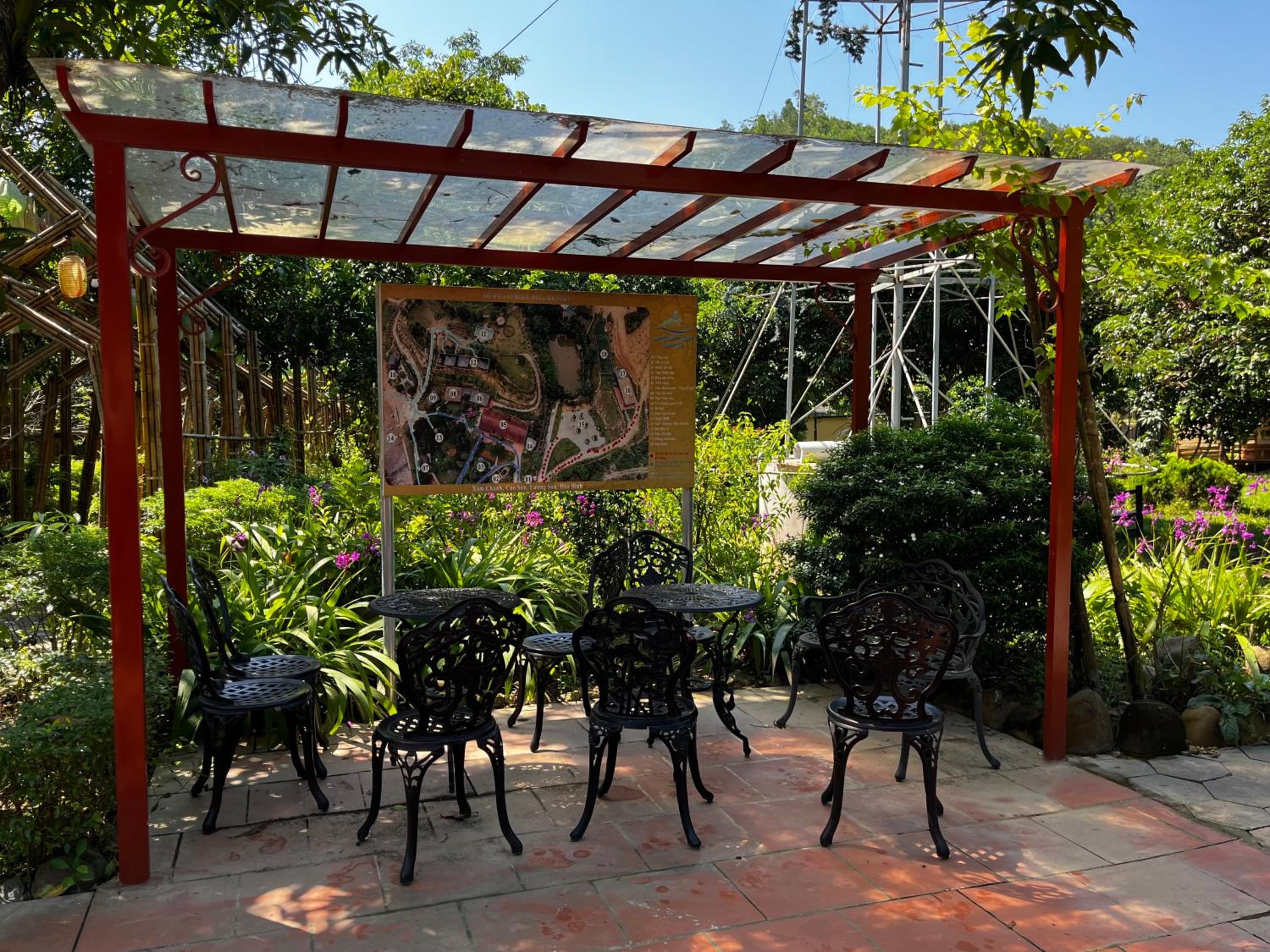 Sapphire Hill Resort