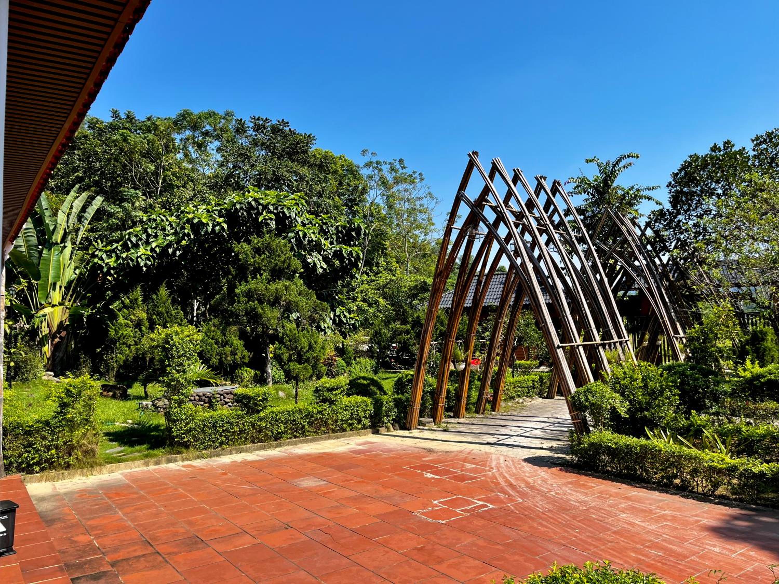 Sapphire Hill Resort