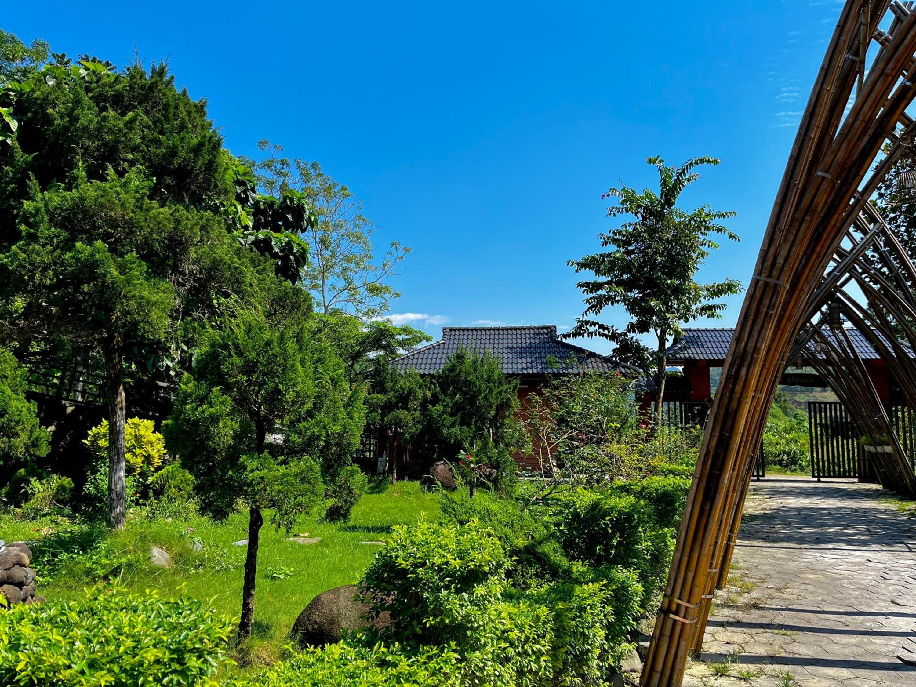 Sapphire Hill Resort