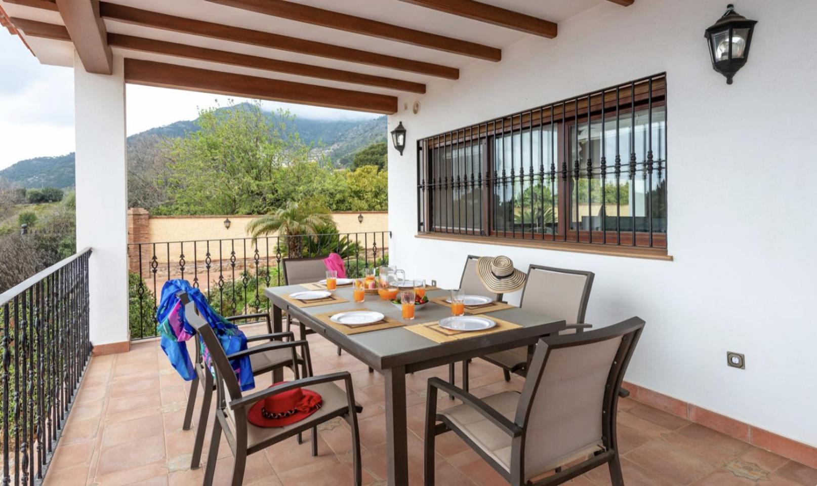 Villa piscina privada, vistas al mar y montaña photo 2