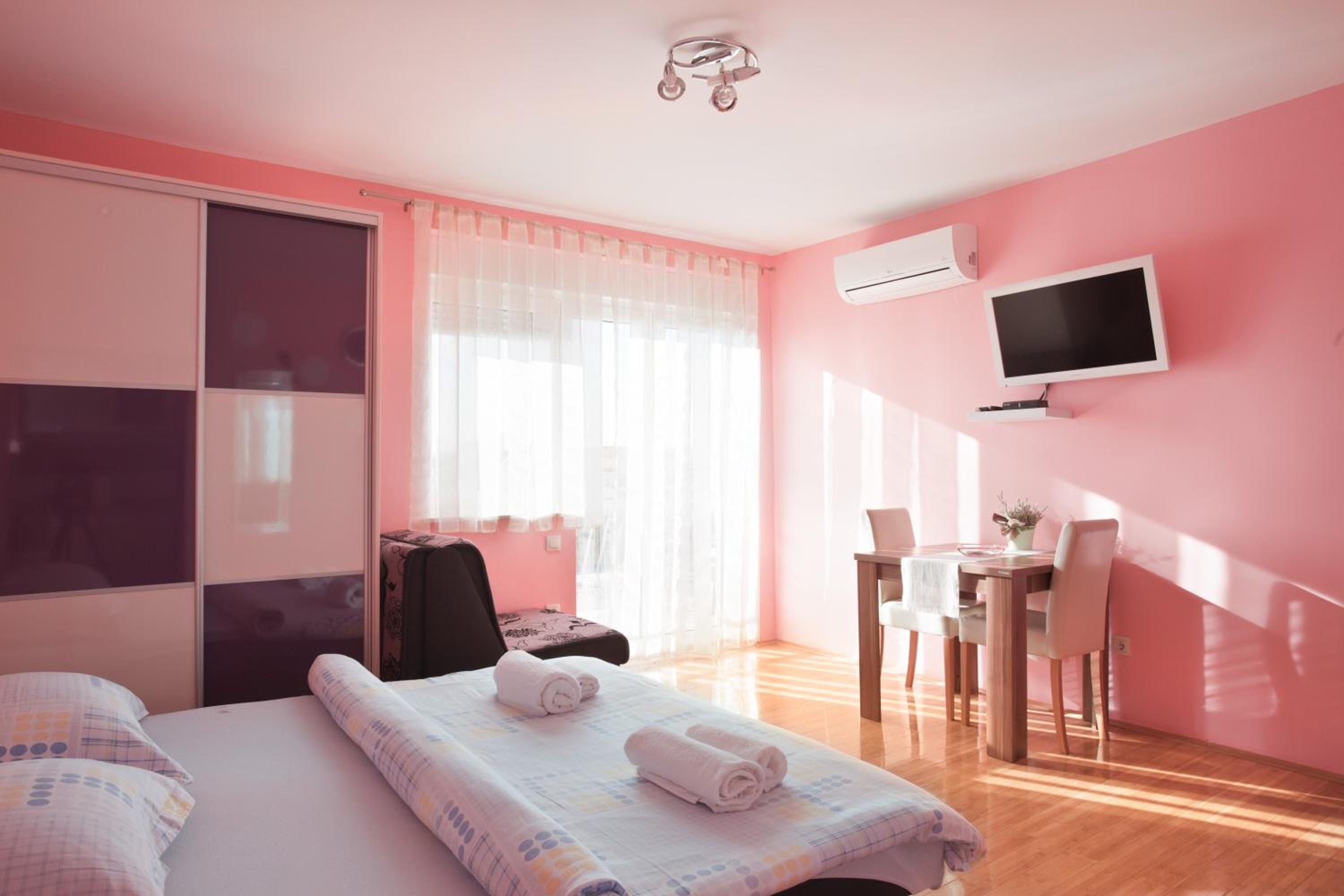 Apartments Kristal