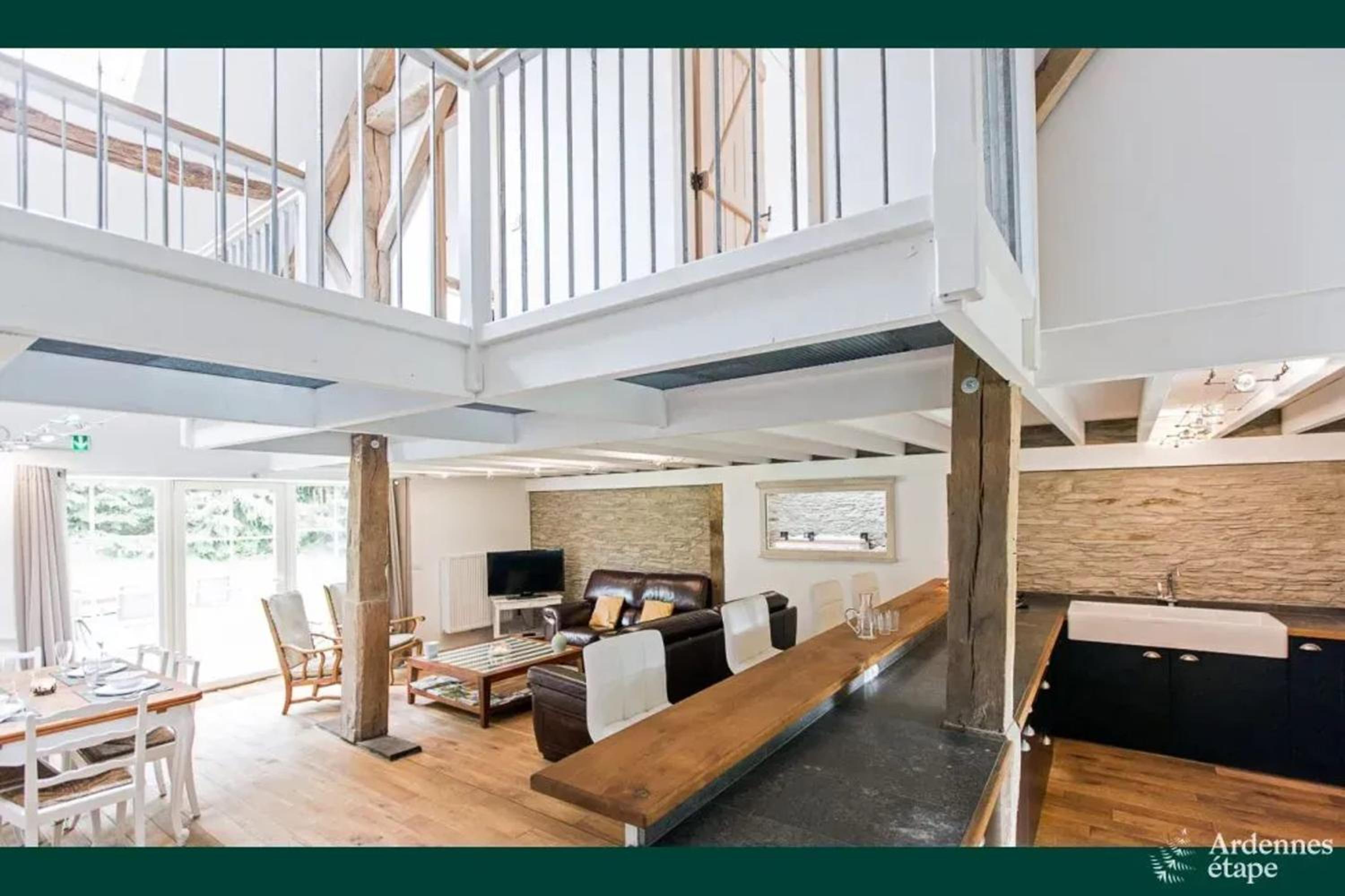House with jacuzzi in Menufontaine, 180 m² for 8 people.