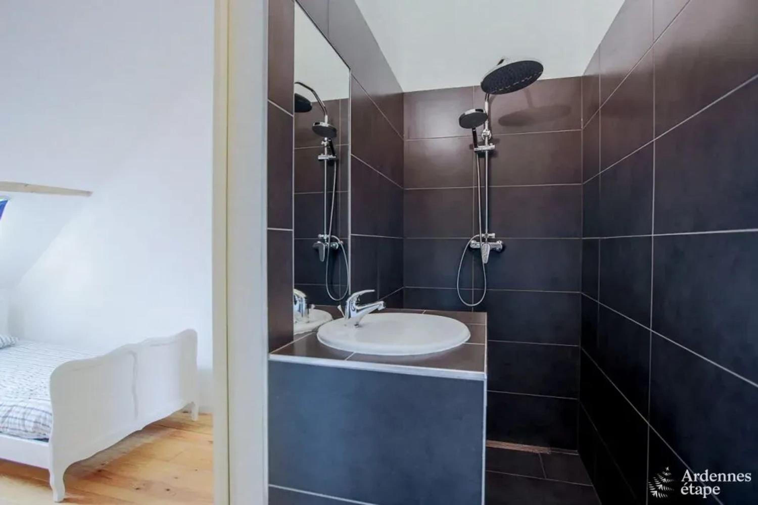 House with jacuzzi in Menufontaine, 180 m² for 8 people.