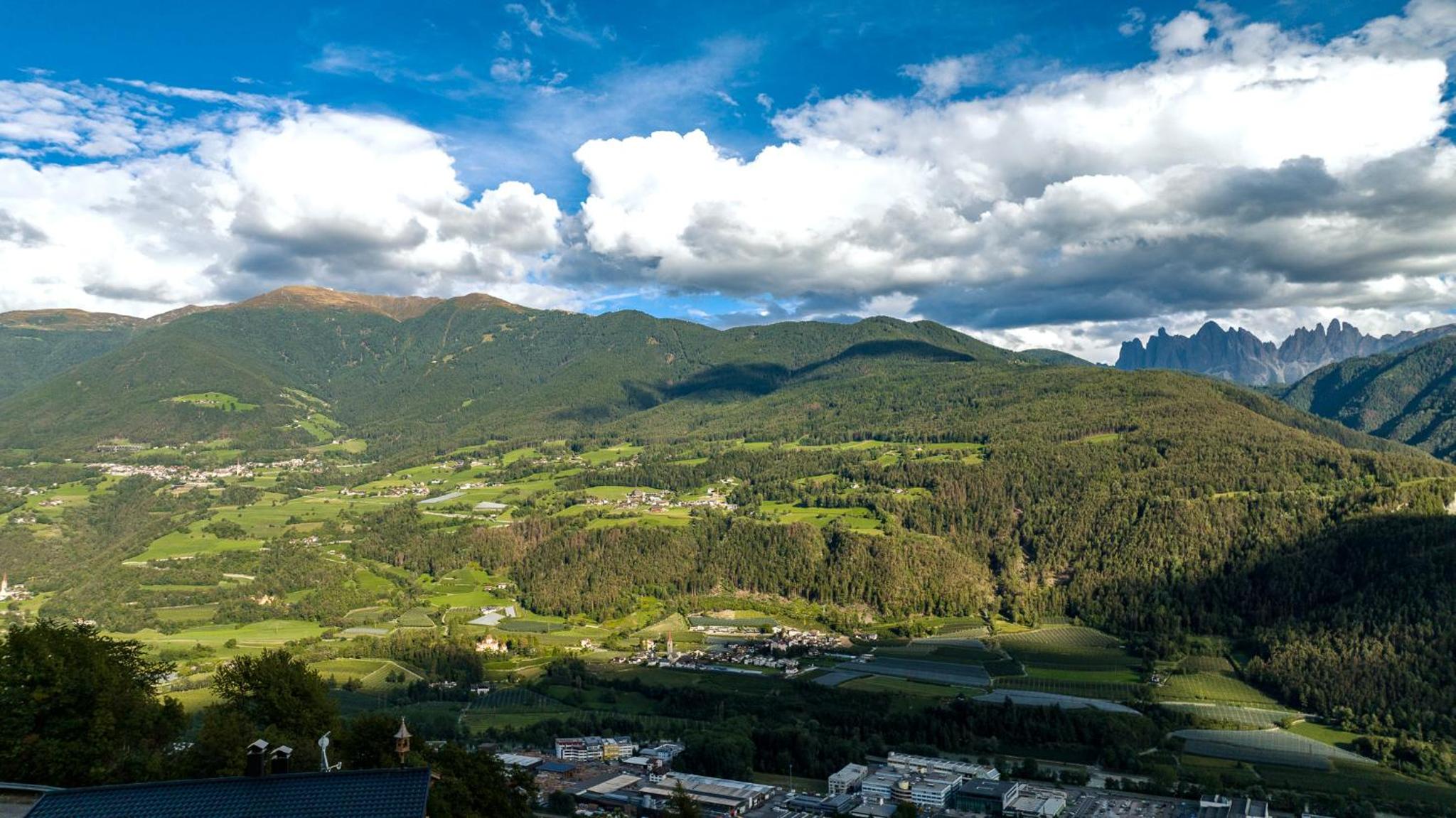 Stillehof - Ferienwohnungen auf dem Bauernhof- Südtirol view 2