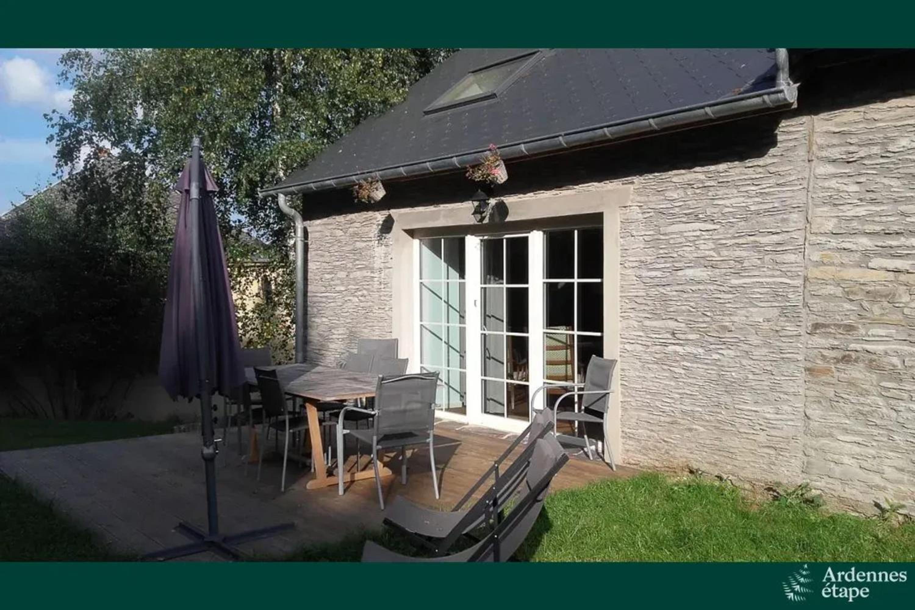 House with jacuzzi in Menufontaine, 180 m² for 8 people.