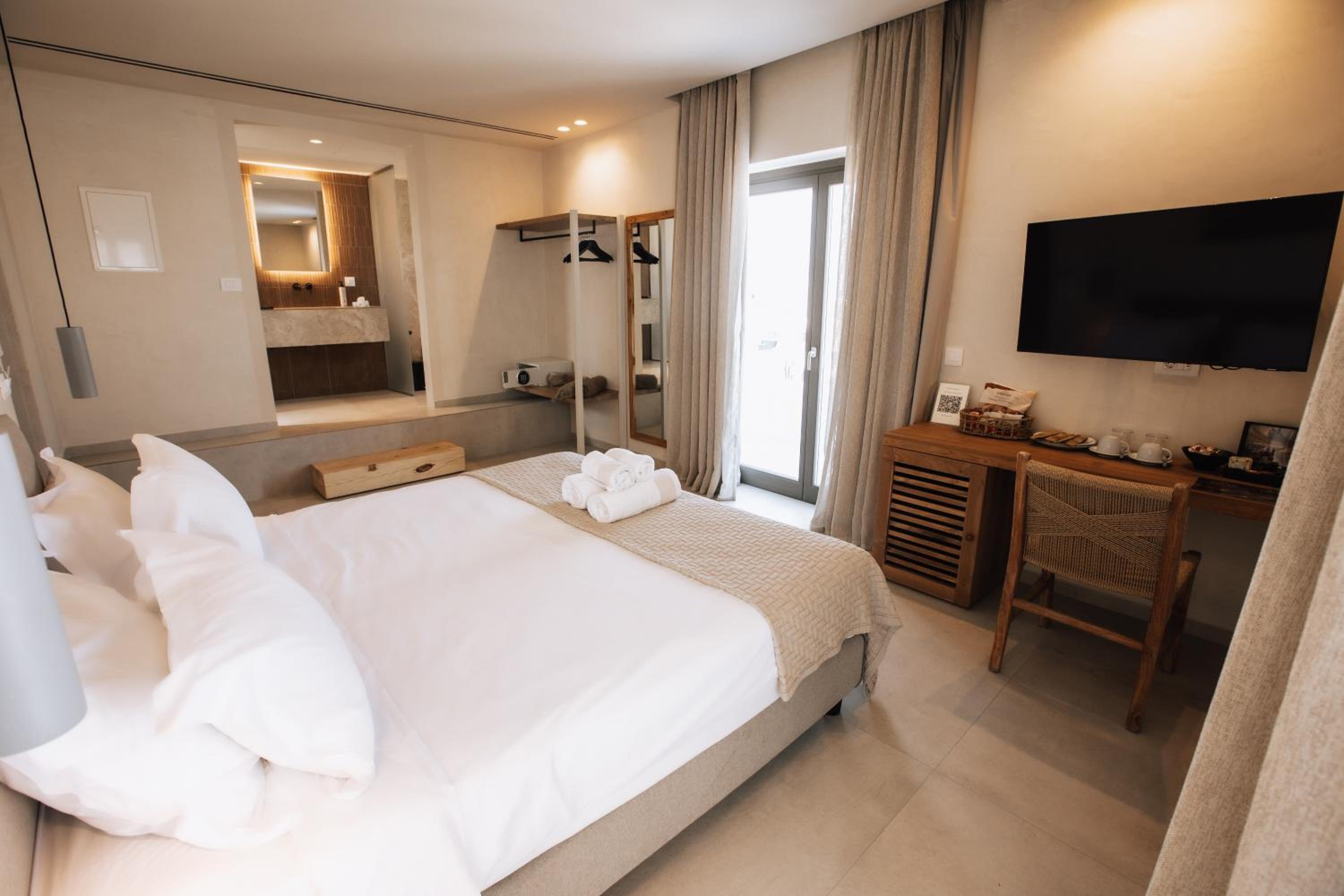 Aerostay Mykonos