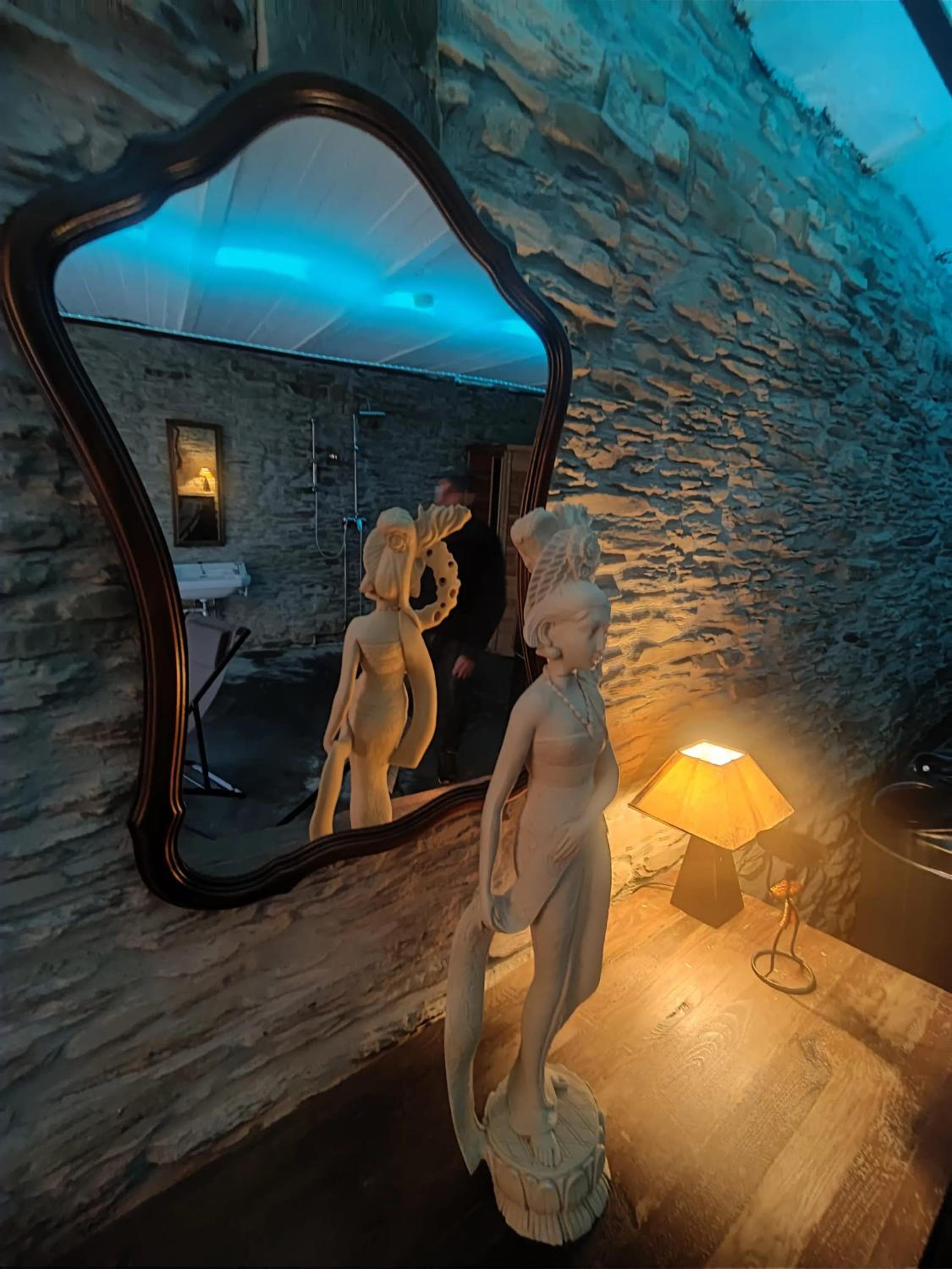 House with jacuzzi in Menufontaine, 180 m² for 8 people.