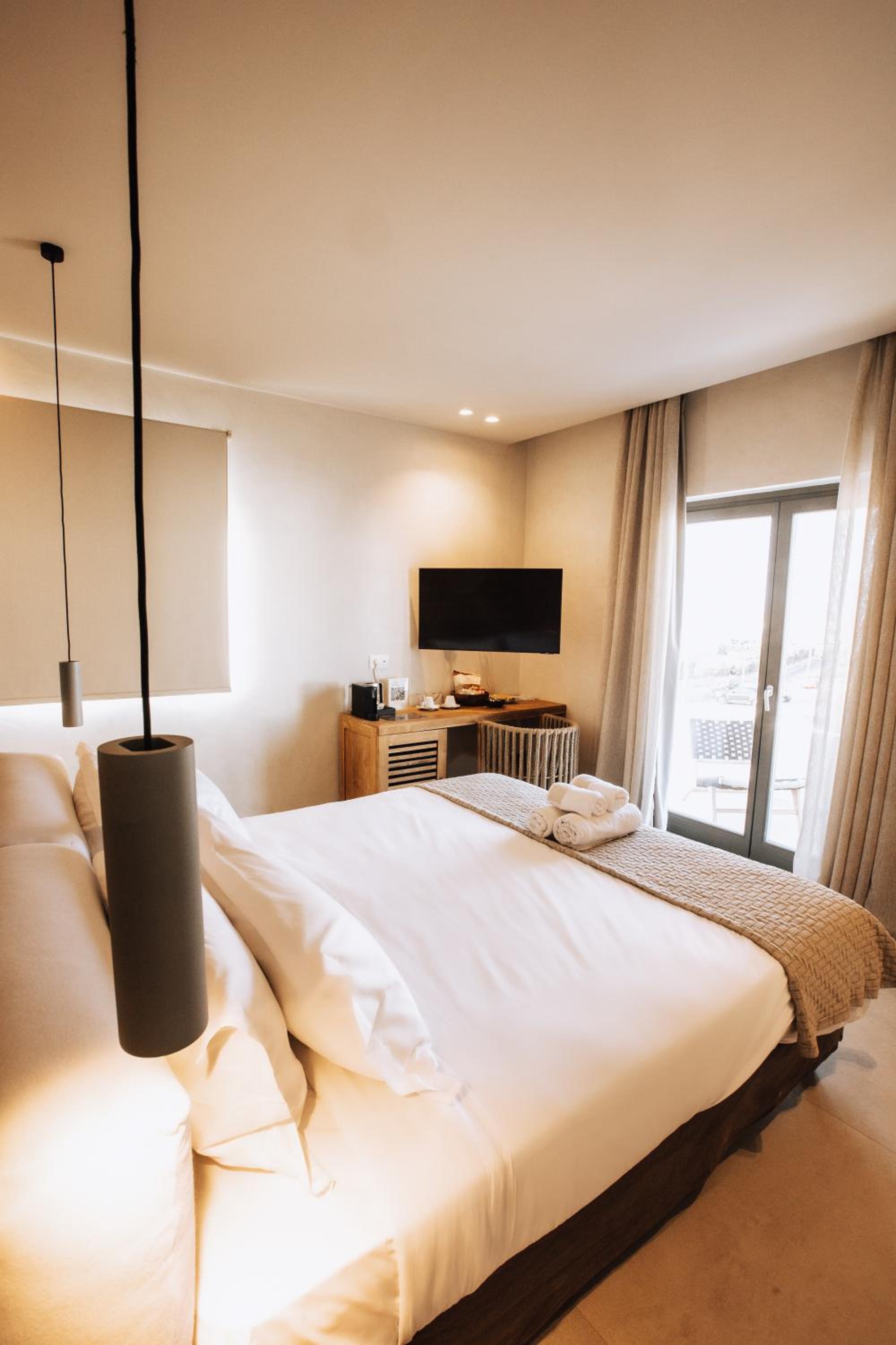 Aerostay Mykonos