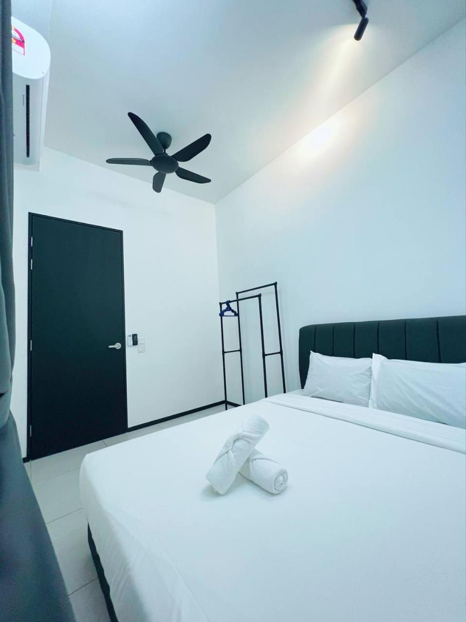 Urban Suite by Uptrend Home Management photo 3