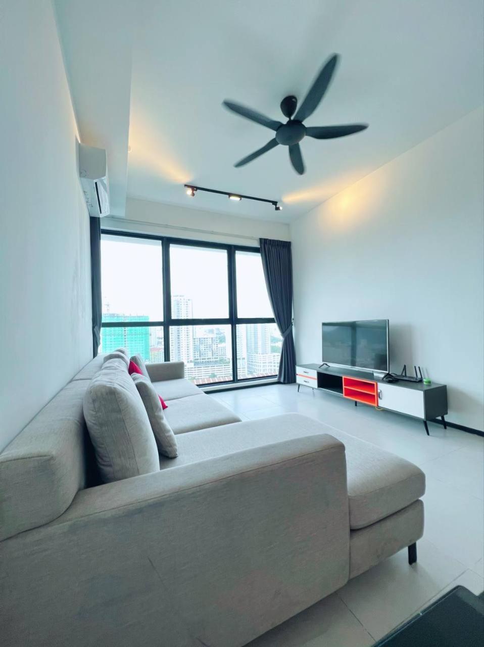 Urban Suite by Uptrend Home Management photo 7