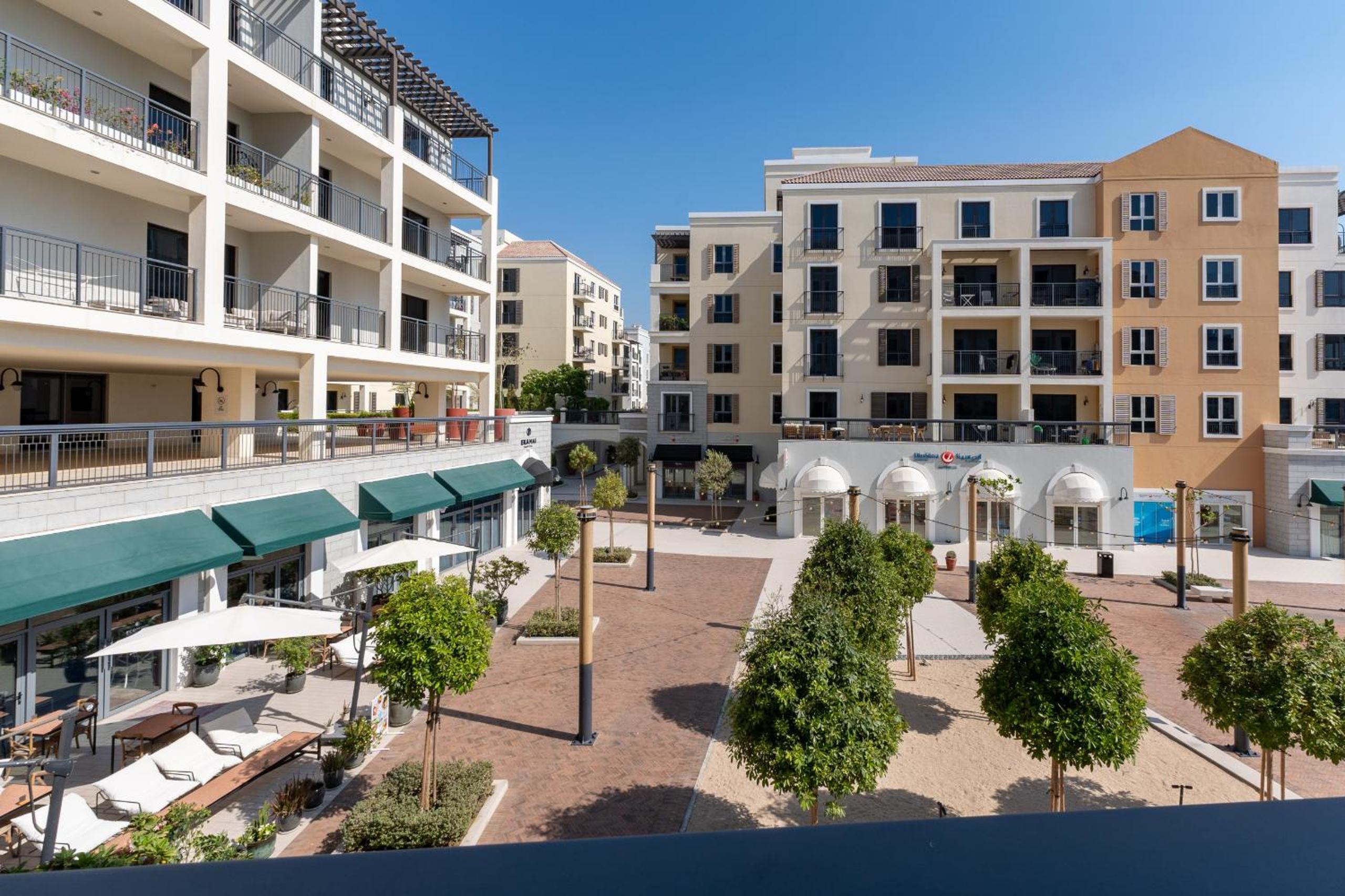 La Cote, Port de La Mer, Jumeirah 1 - Mint Stay