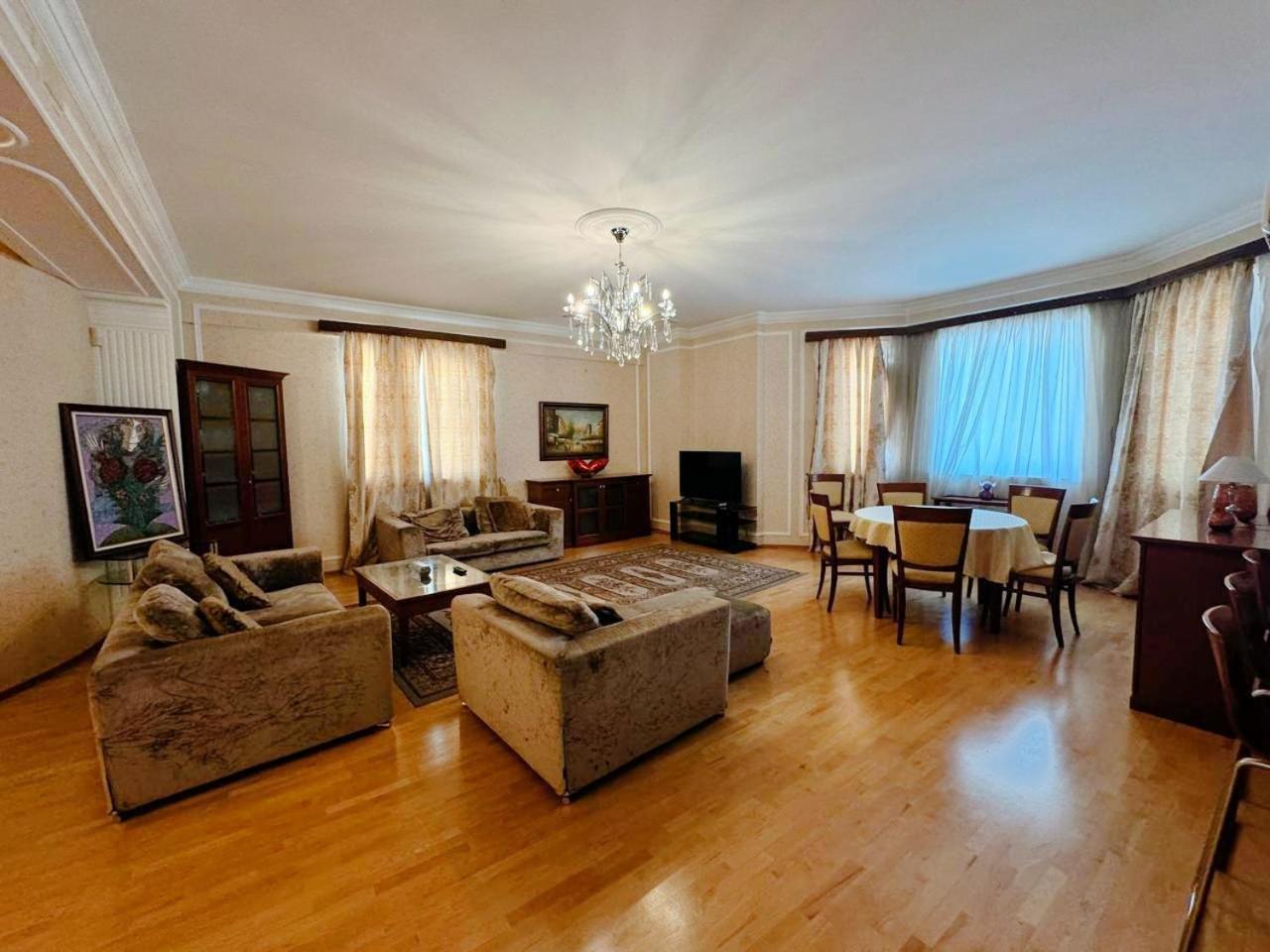 Beautiful Apartment Close to Nizami Street
