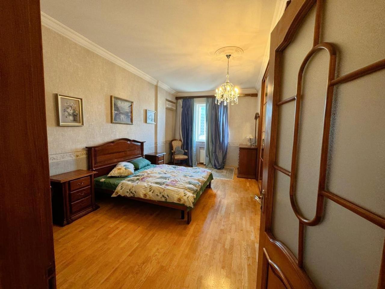 Beautiful Apartment Close to Nizami Street