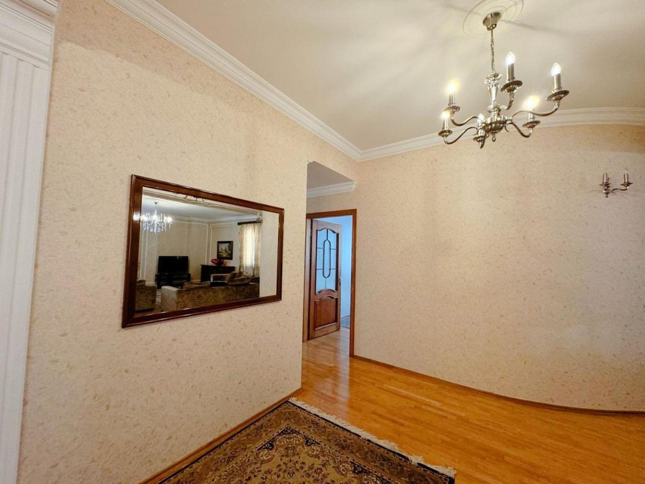 Beautiful Apartment Close to Nizami Street
