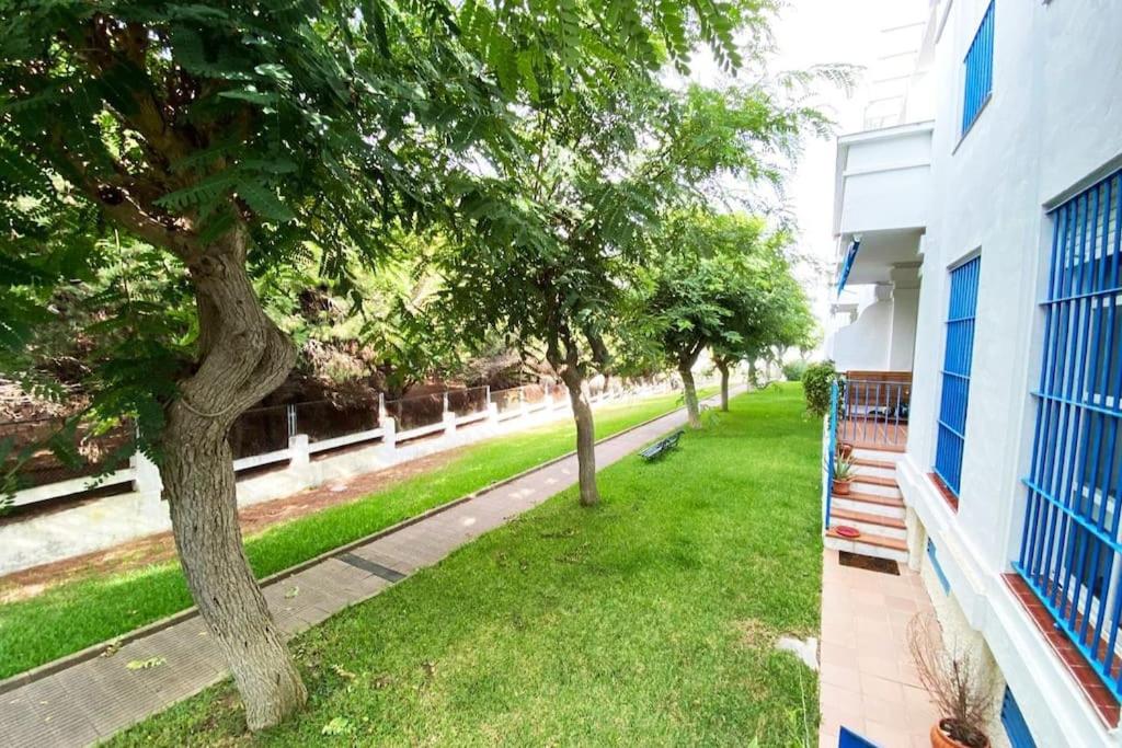 Apartamento Jara, playa, piscina, AC, Wi-Fi view 4