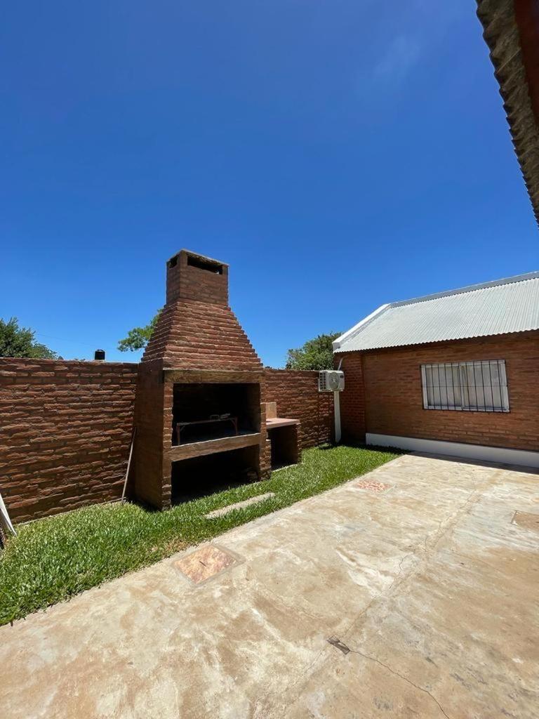 Hermosa Casa con Pileta a 3 cuadras de la Playa