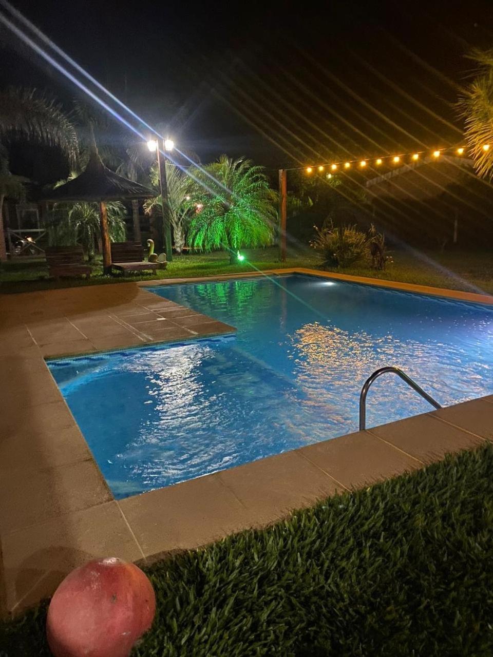 Hermosa Casa con Pileta a 3 cuadras de la Playa