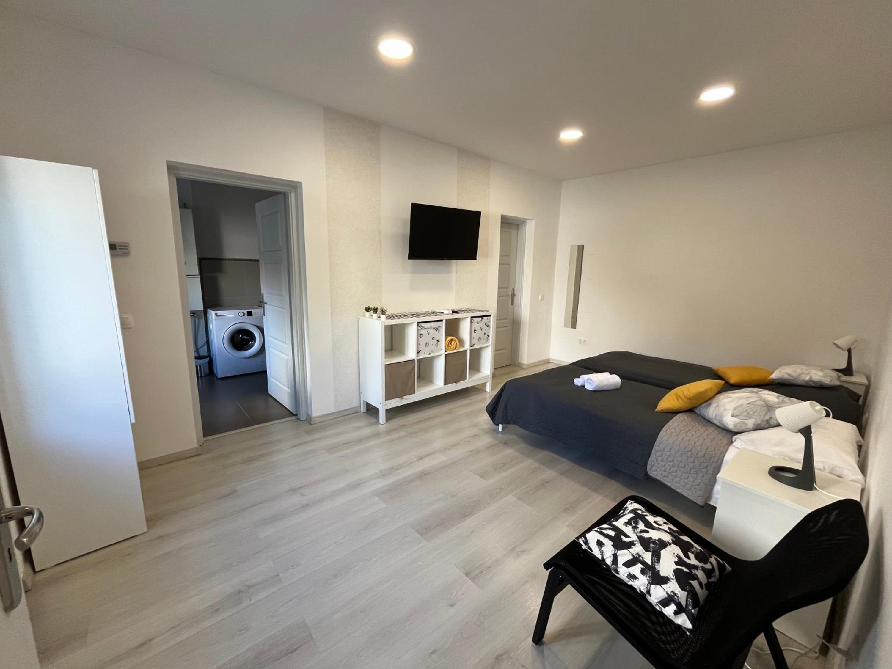 Házikon 1 Apartman view 4