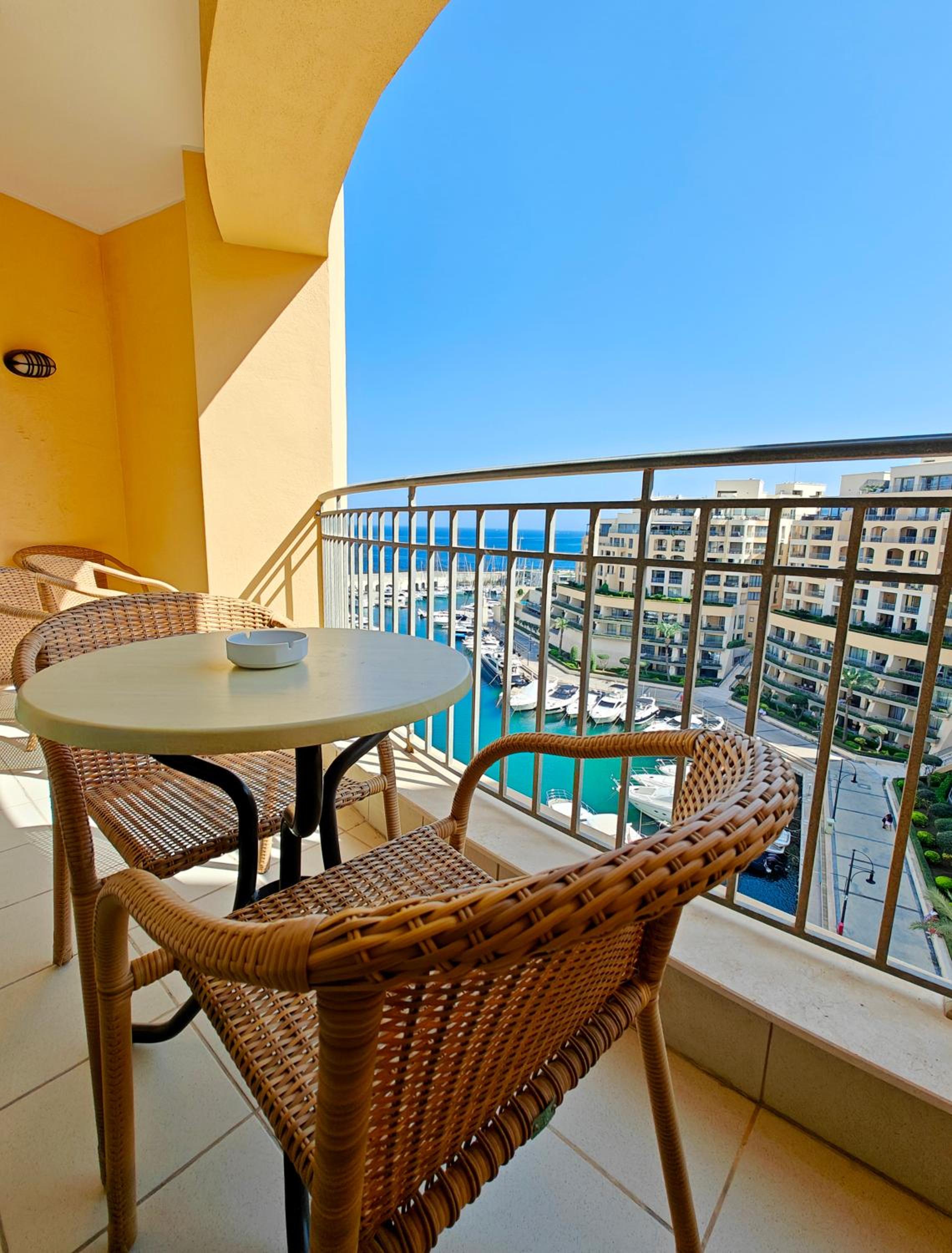 Portomaso seaview