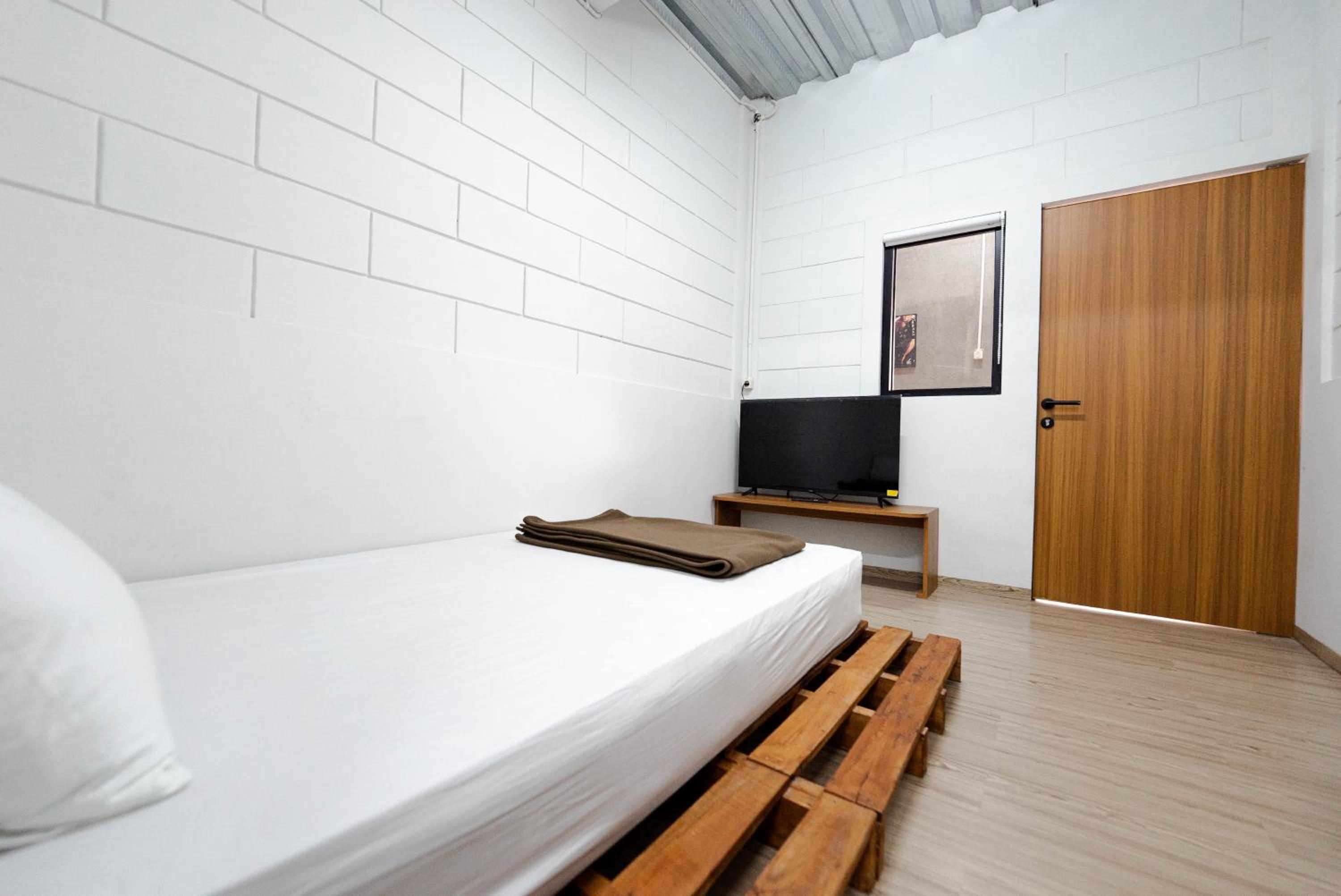 Manta Living Bandung RedPartner