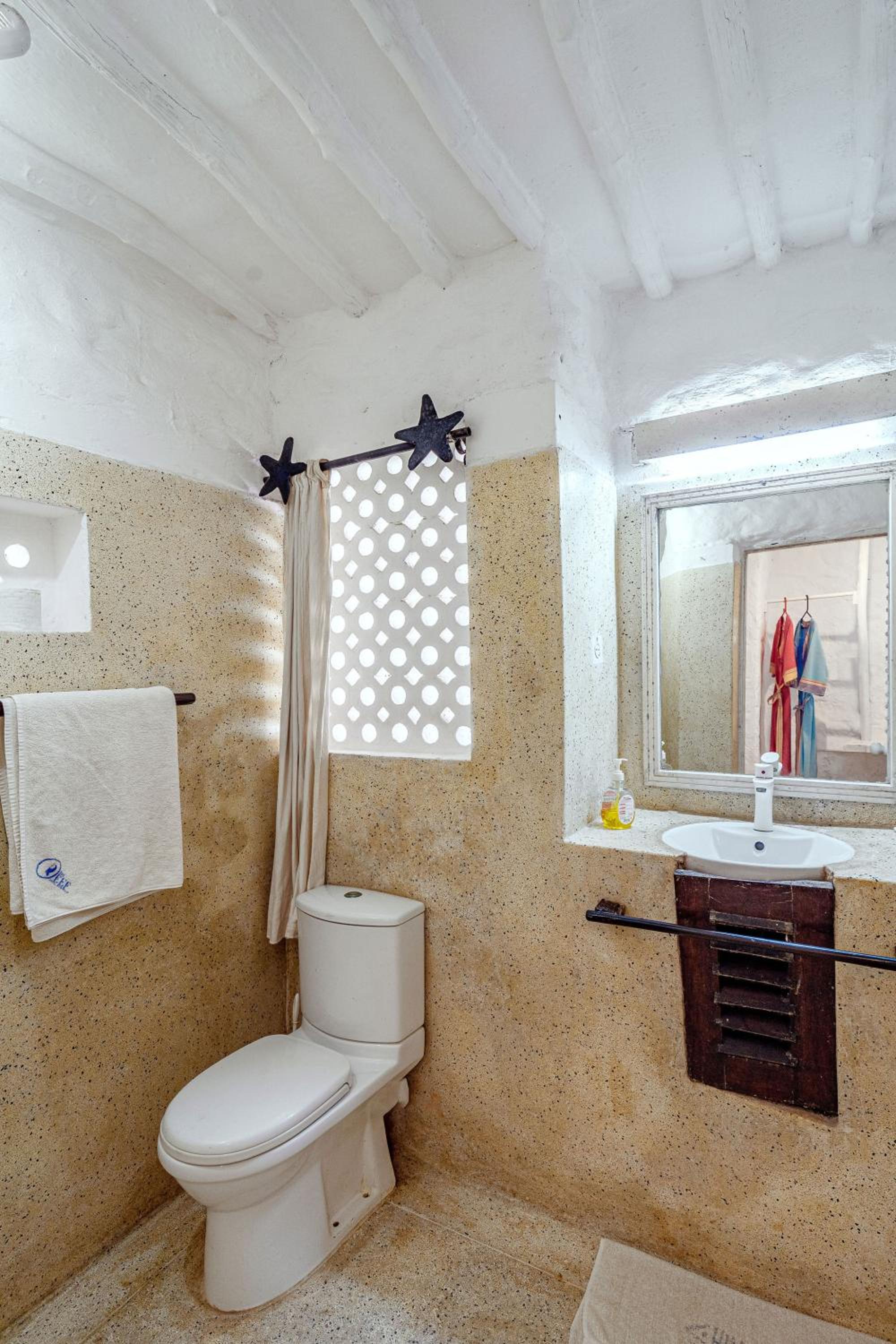 Shimoni Reef Lodge view 4