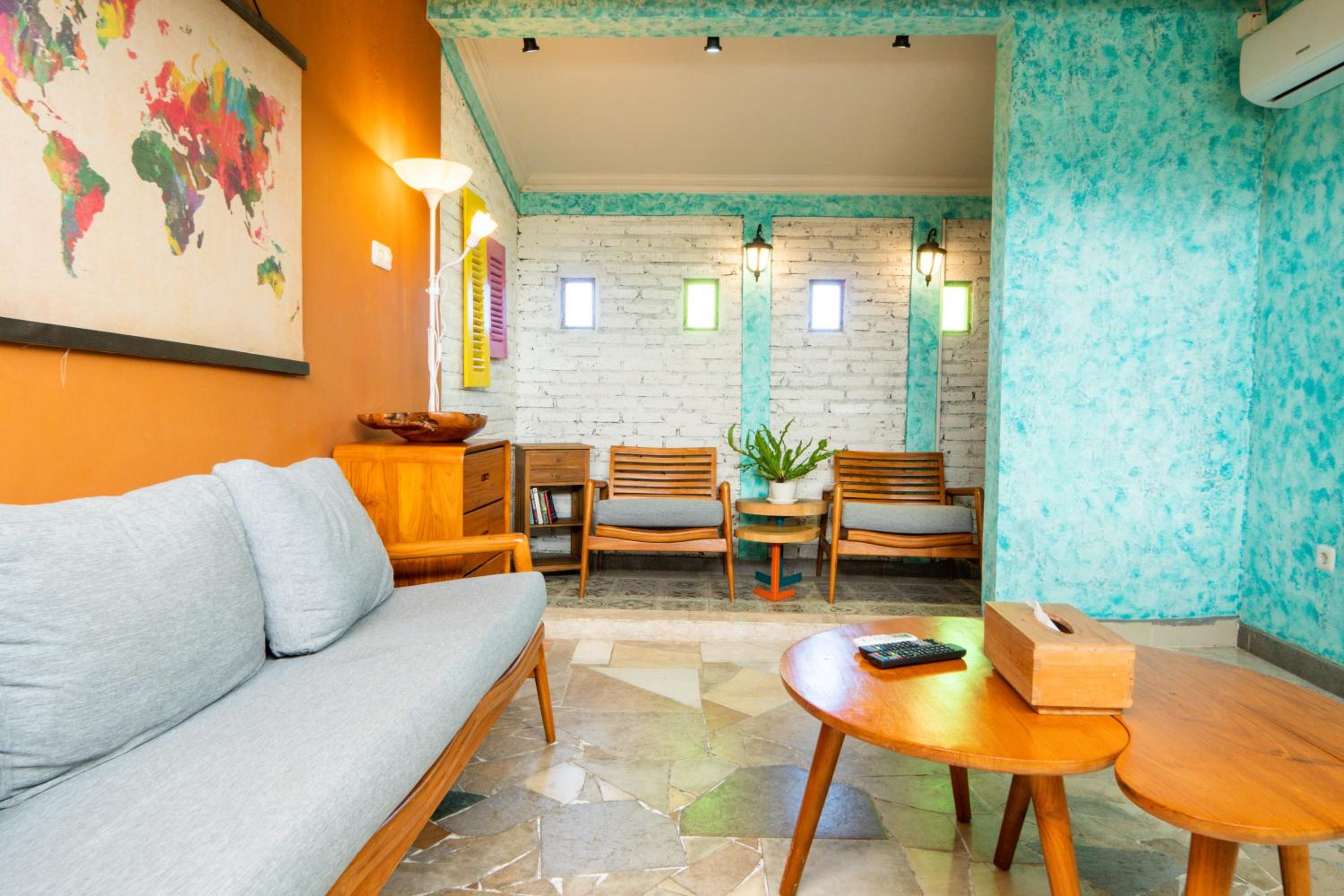 lounge