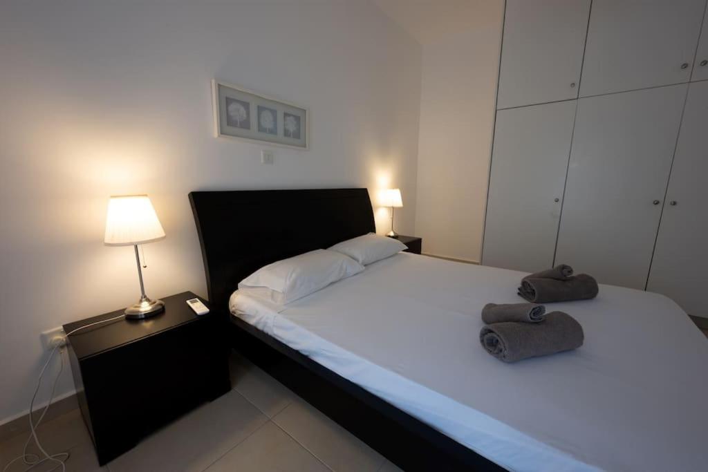 Paphos Resort Retreat at Elysia Park with GYM POOL