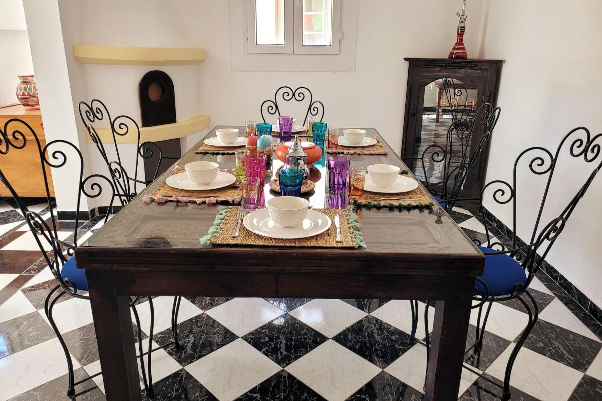dining