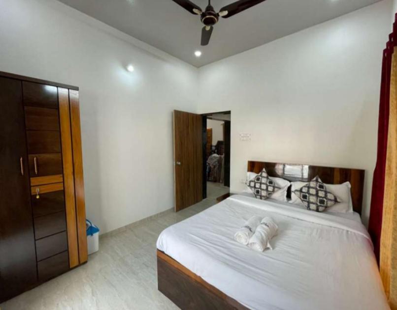 Villa Montagna By Nutan Holidays view 4