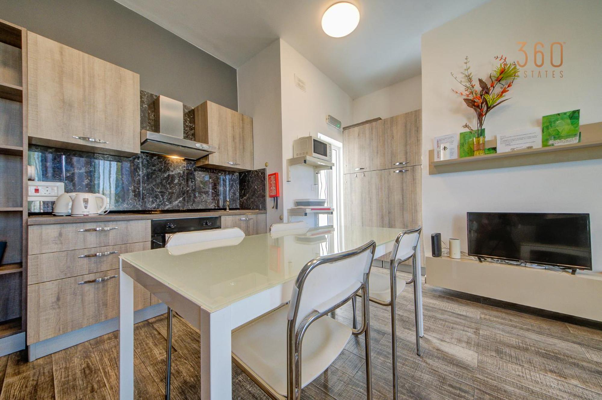 Lovely 3BR Penthouse with Terrace close to Marina by 360 Estates view 3
