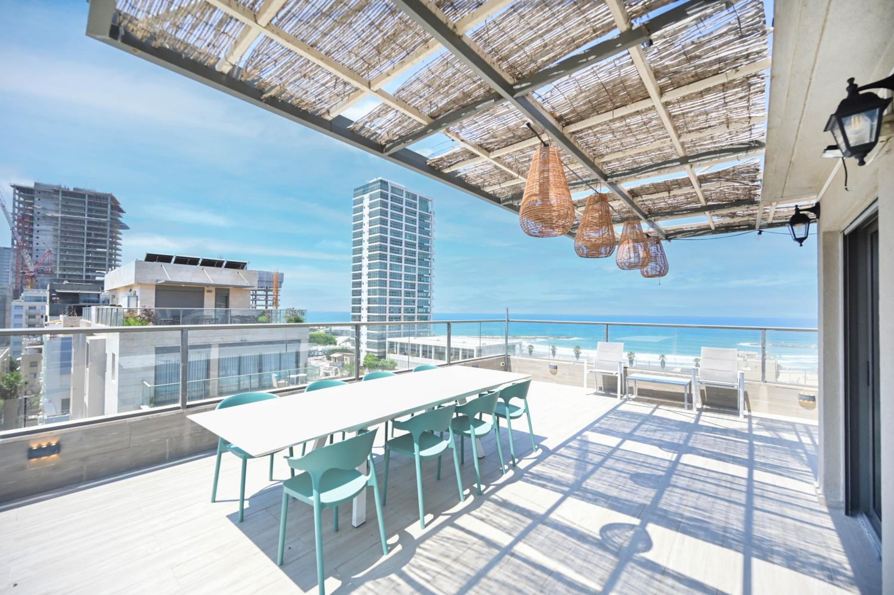 Glam 4BR Overlooking Banana Beach by HolyGuest view 2