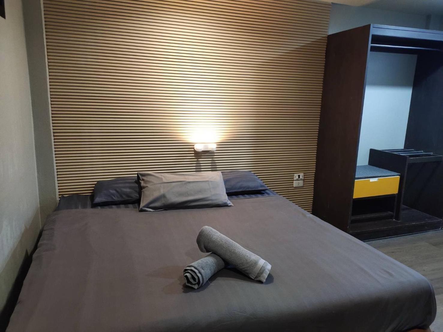 9 Hostel