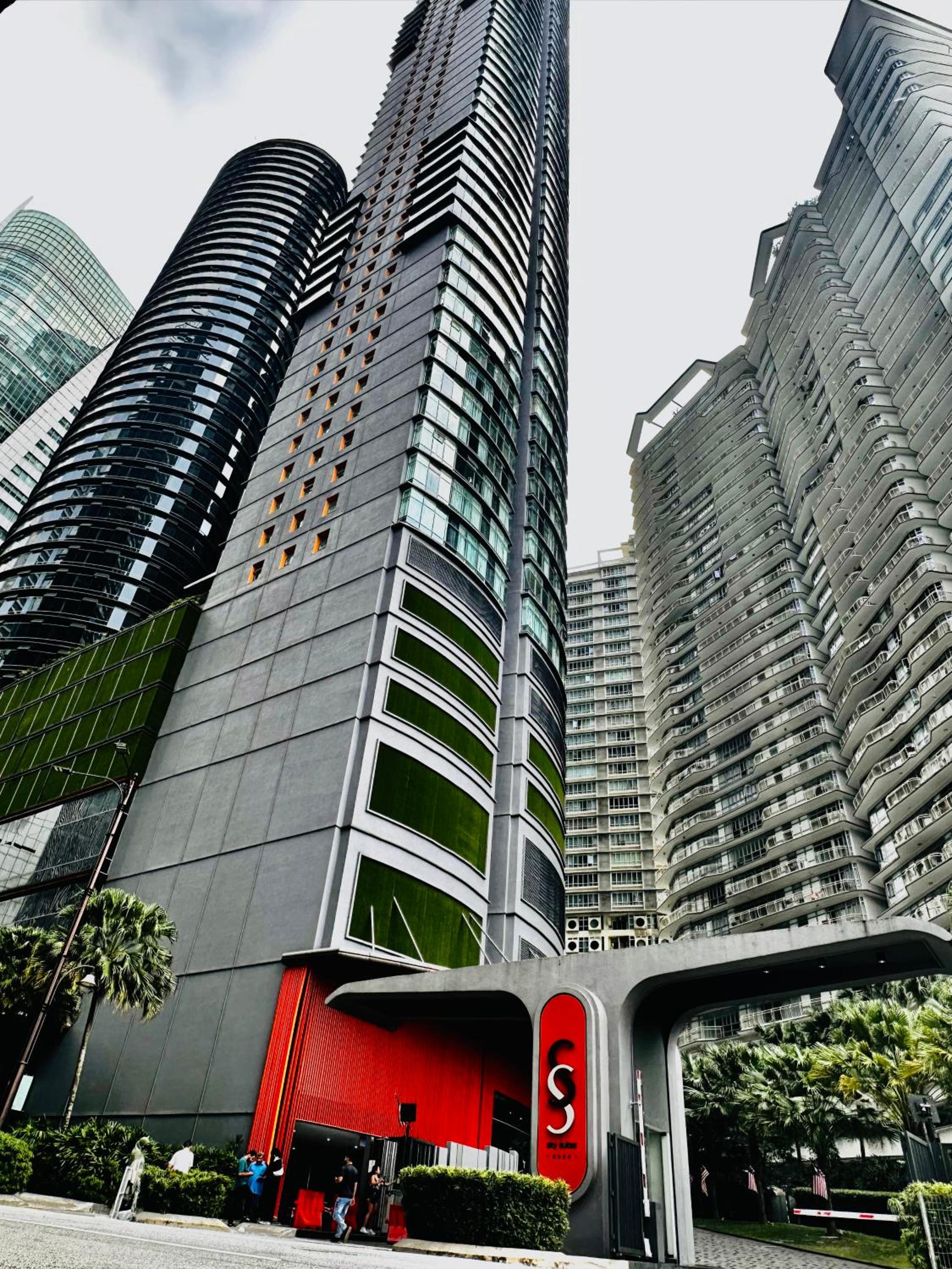 Sky Suites KLCC BY Arman