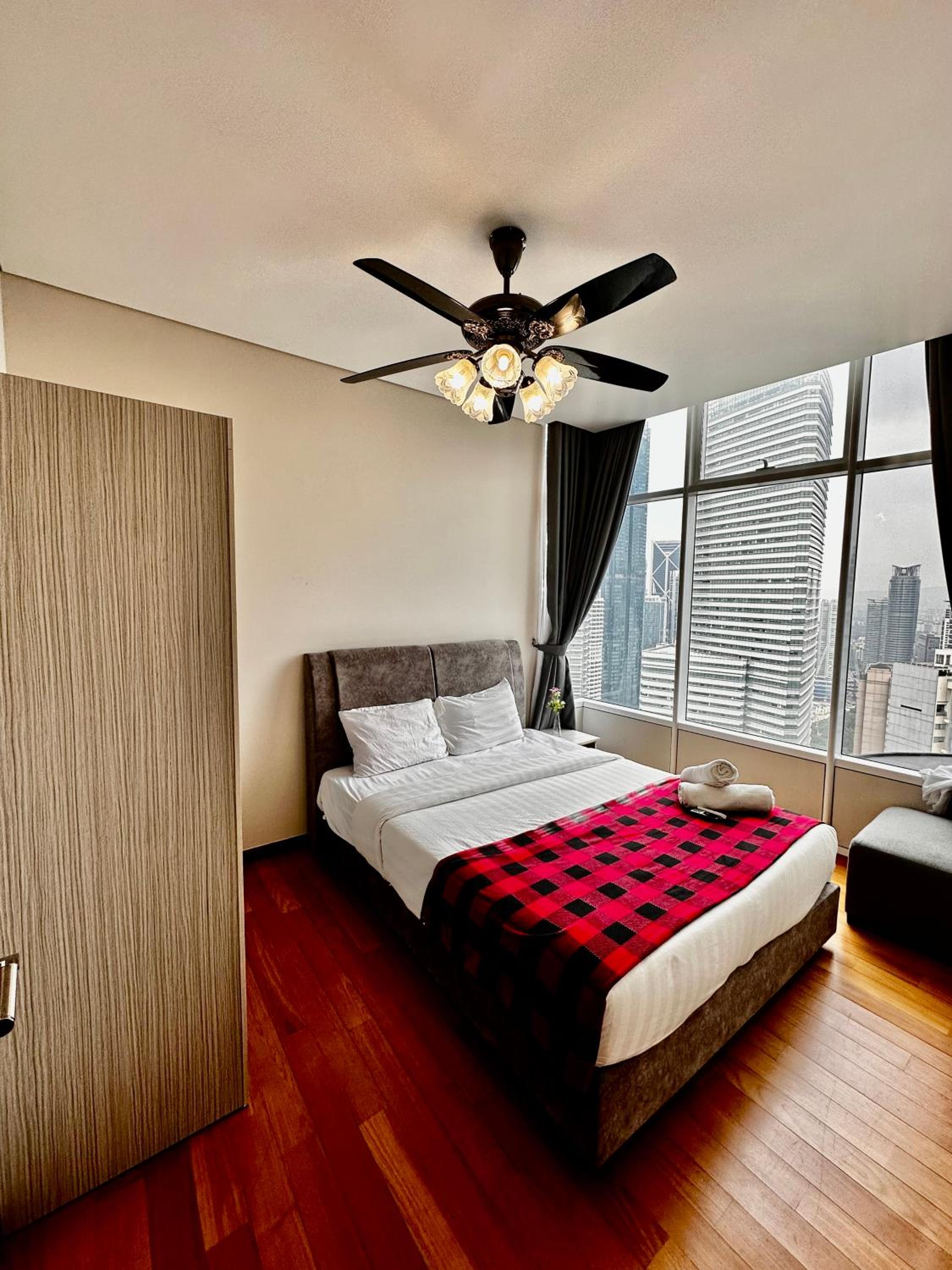 Sky Suites KLCC BY Arman