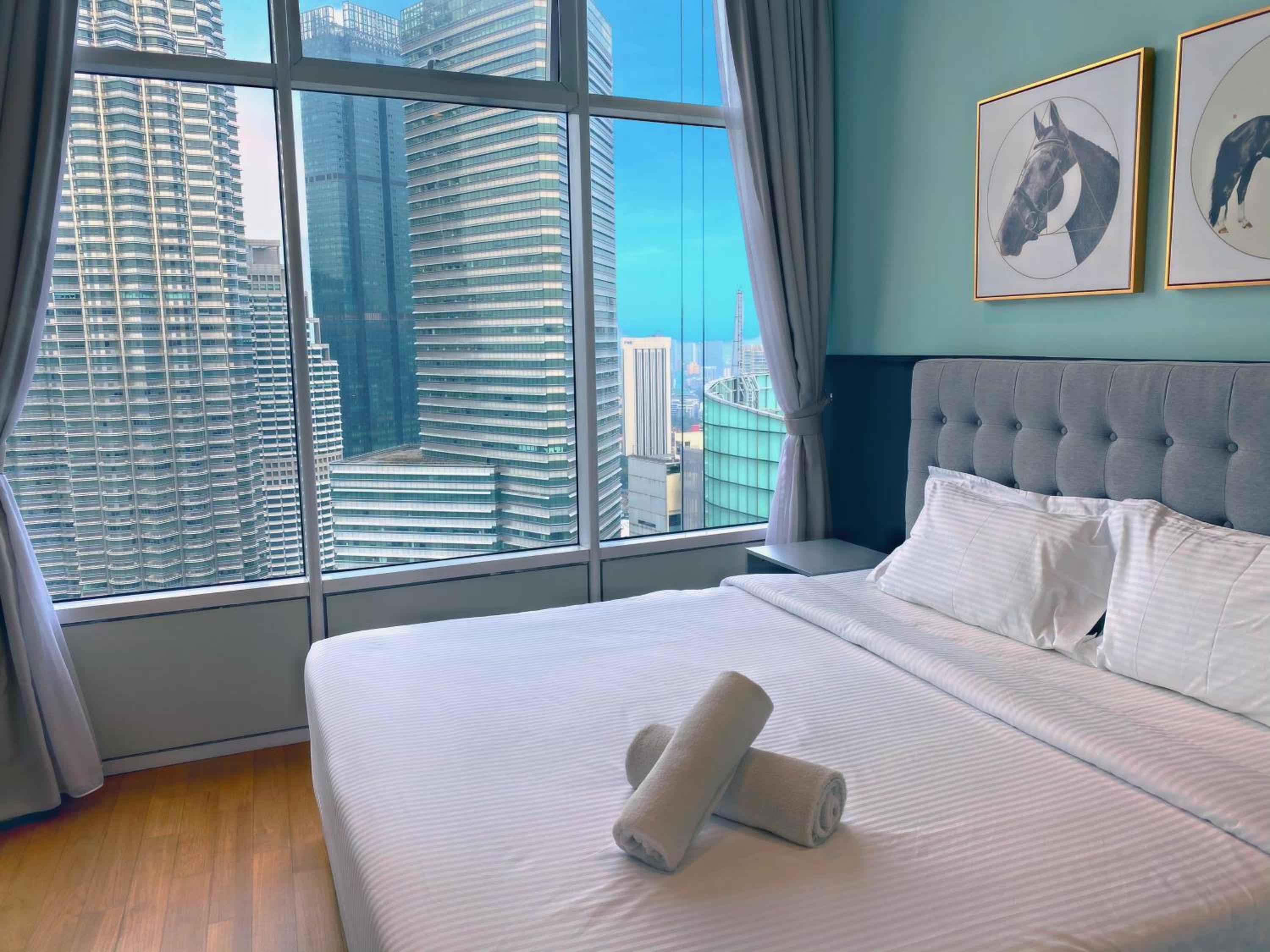Sky Suites KLCC BY Arman