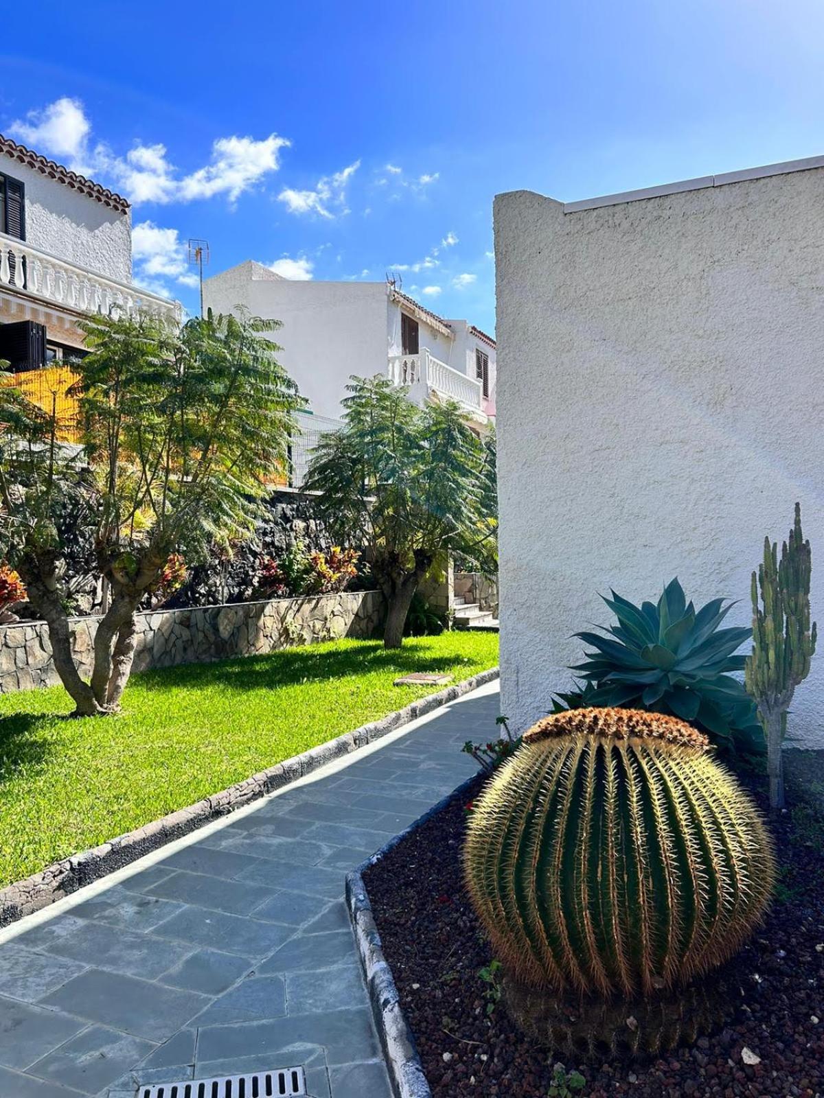 Bungalow Troya Beach