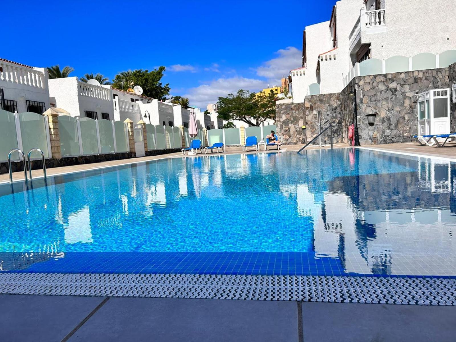 Bungalow Troya Beach