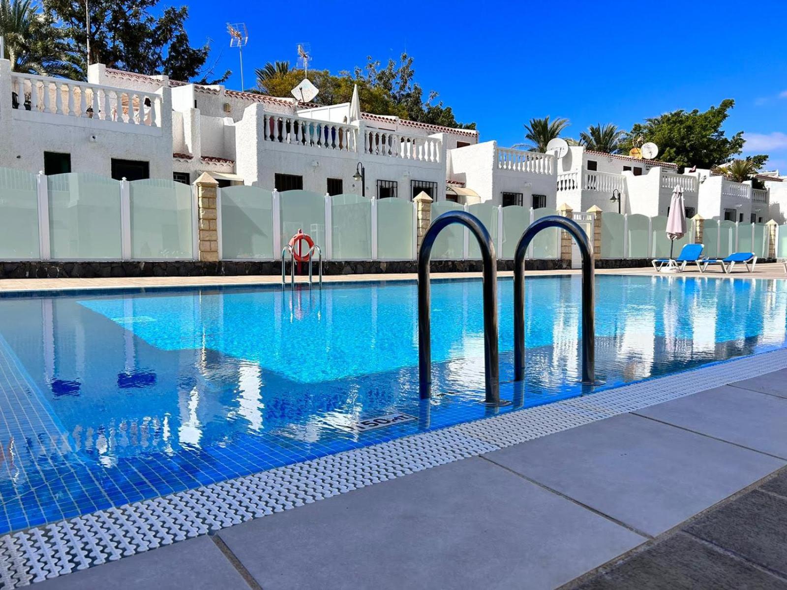 Bungalow Troya Beach